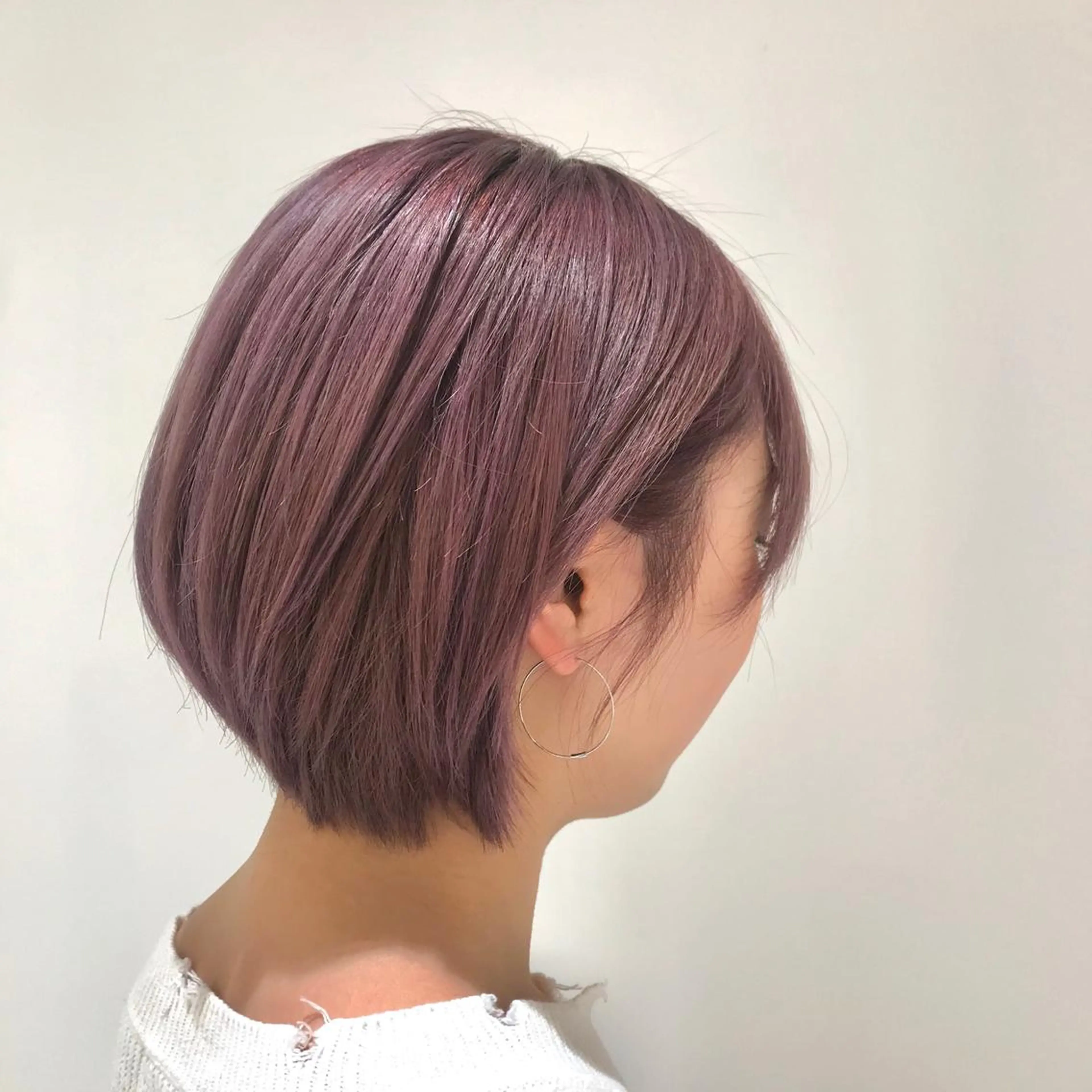 ショート カラー ベージュカラー 透明感カラー ダブルカラー ラベンダーカラー ピンクカラー 加藤 憂のヘアスタイル