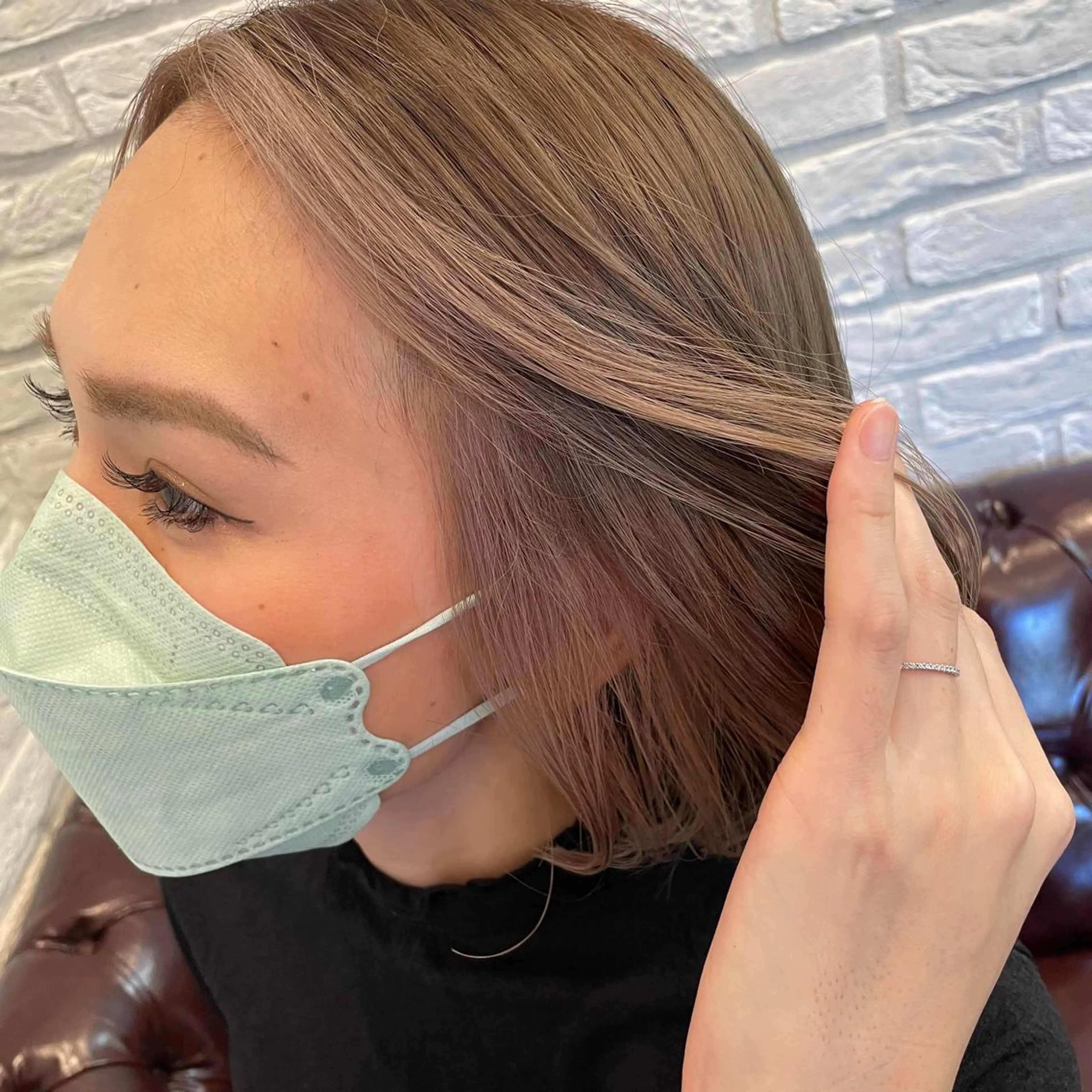 ミディアム カラー ミストバング ベージュカラー  フェイスフレーミング ホワイトベージュ erina💖 CLUTCH天王寺のヘアスタイル