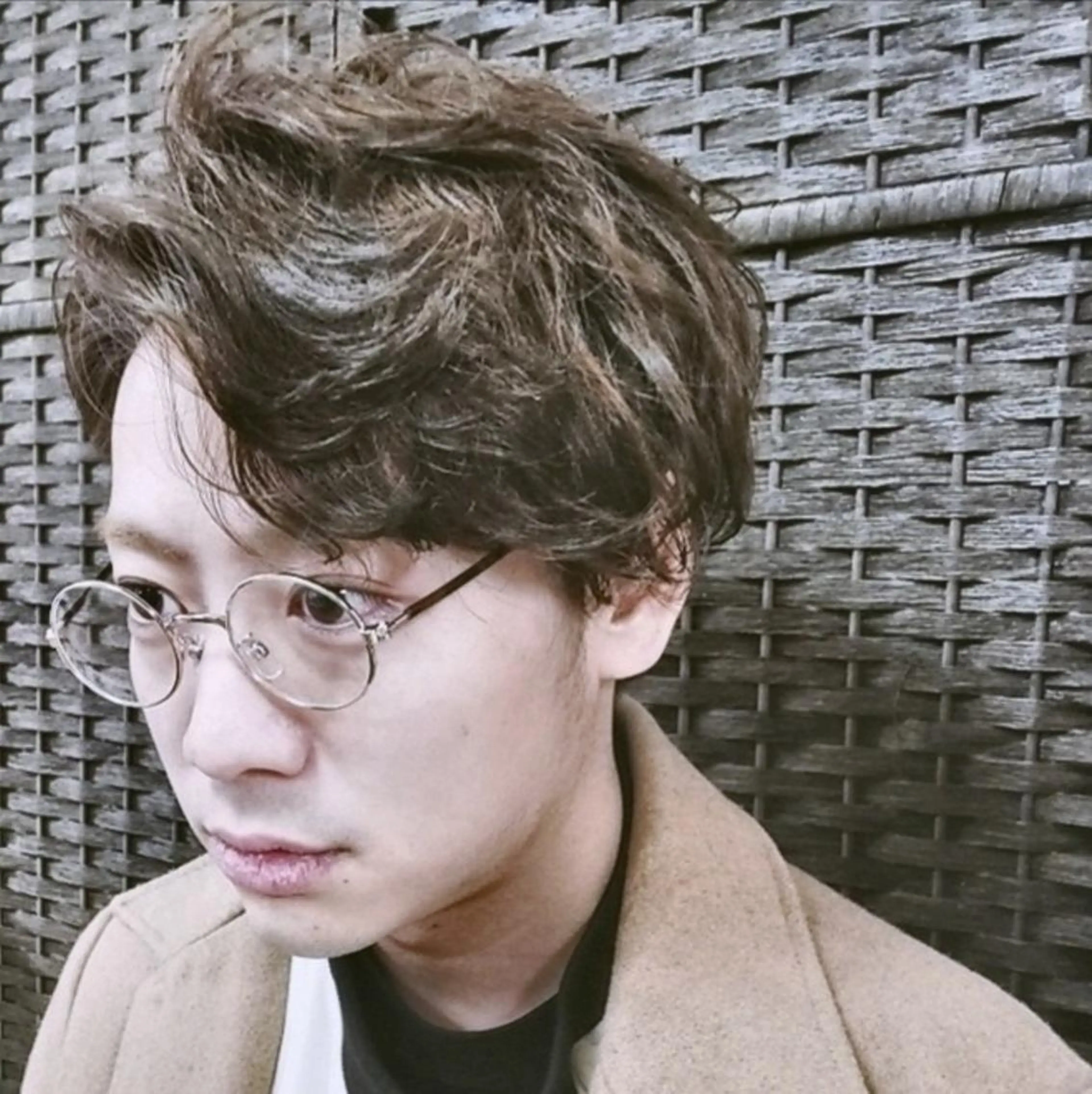 メンズ 小林　ローズパープル カット＆カラー美容室のヘアスタイル