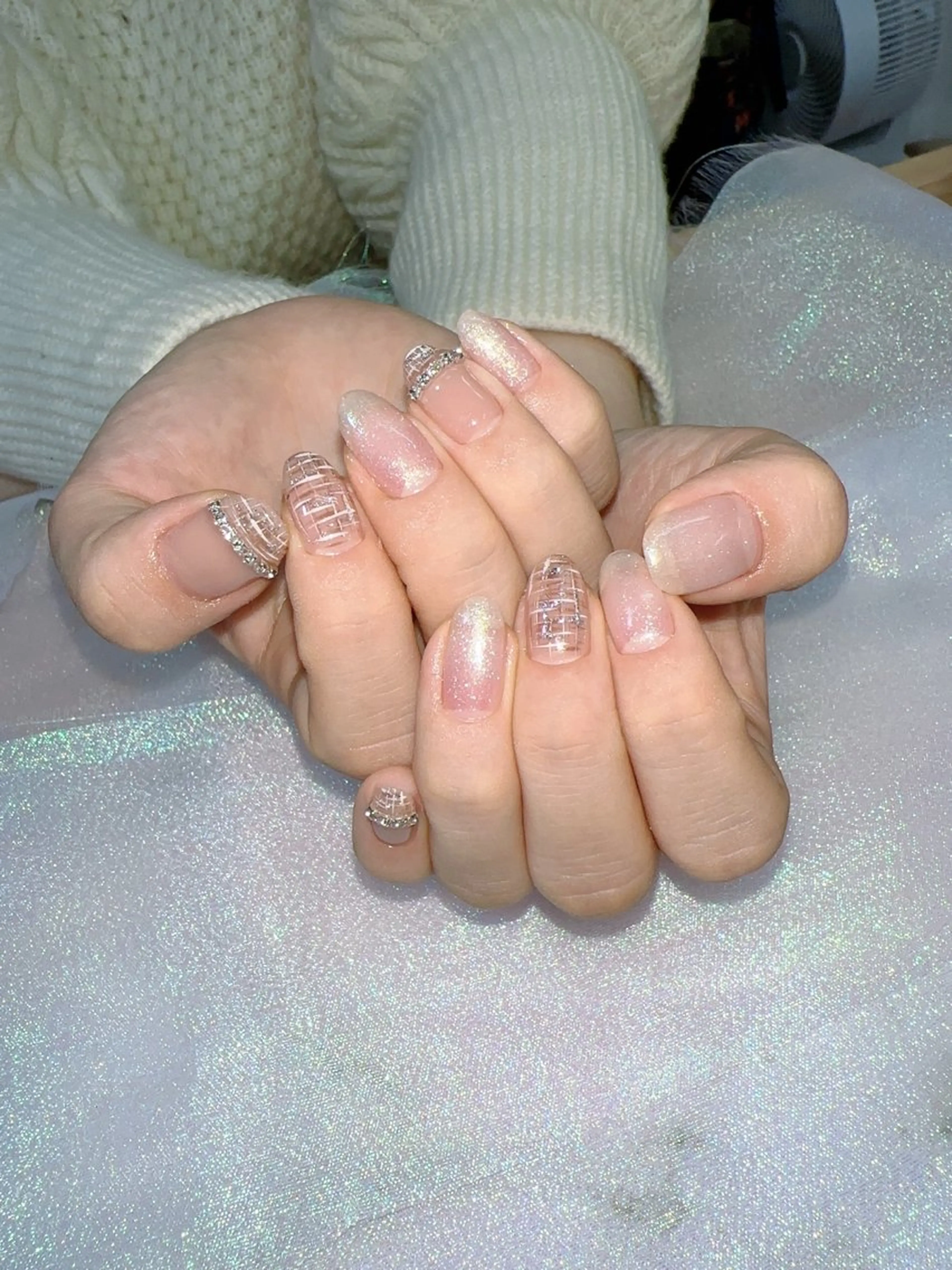 ネイル Hey🌈NAIL 長さ出し専門店のネイルデザイン