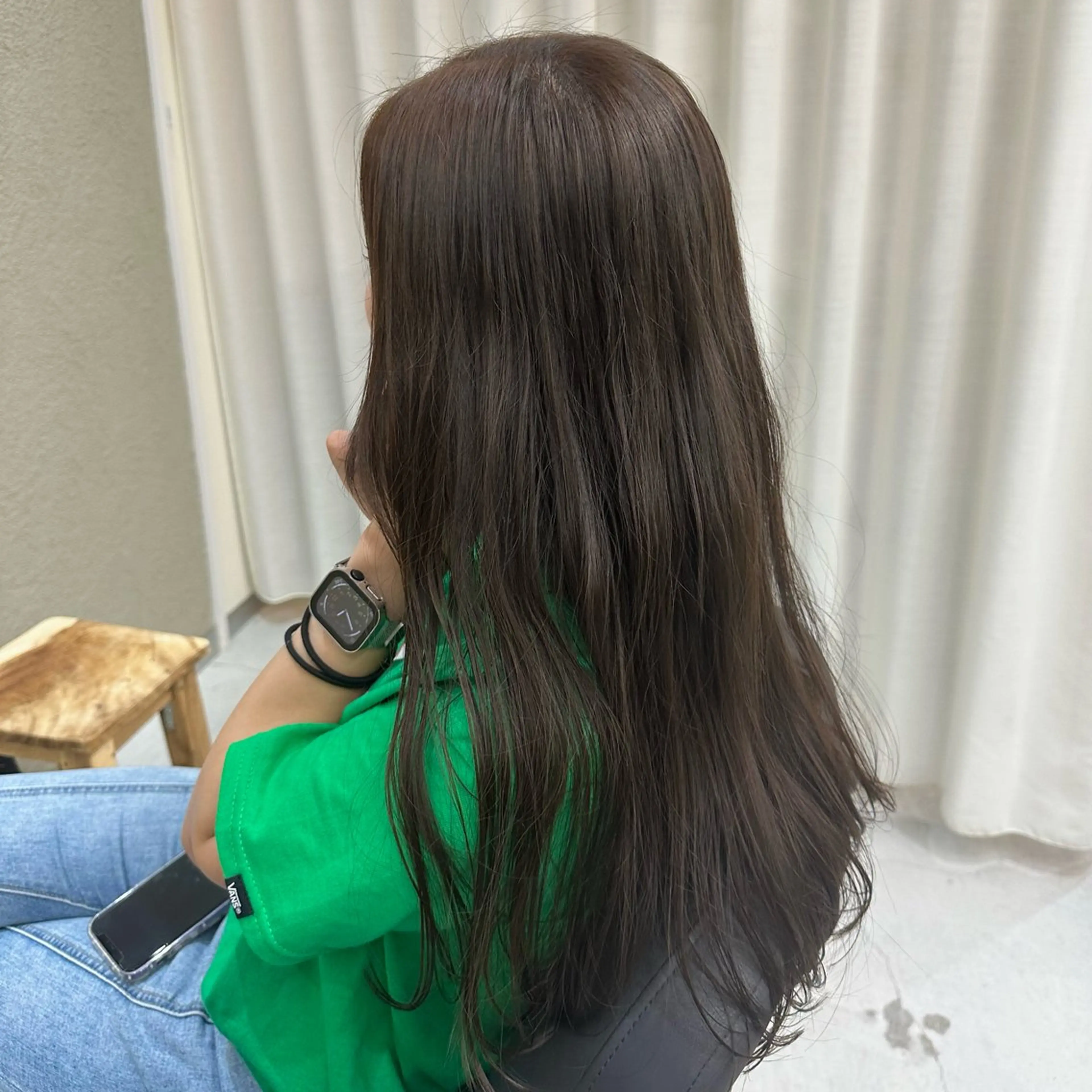 ロング カラー トリートメント Shiro RENのヘアスタイル