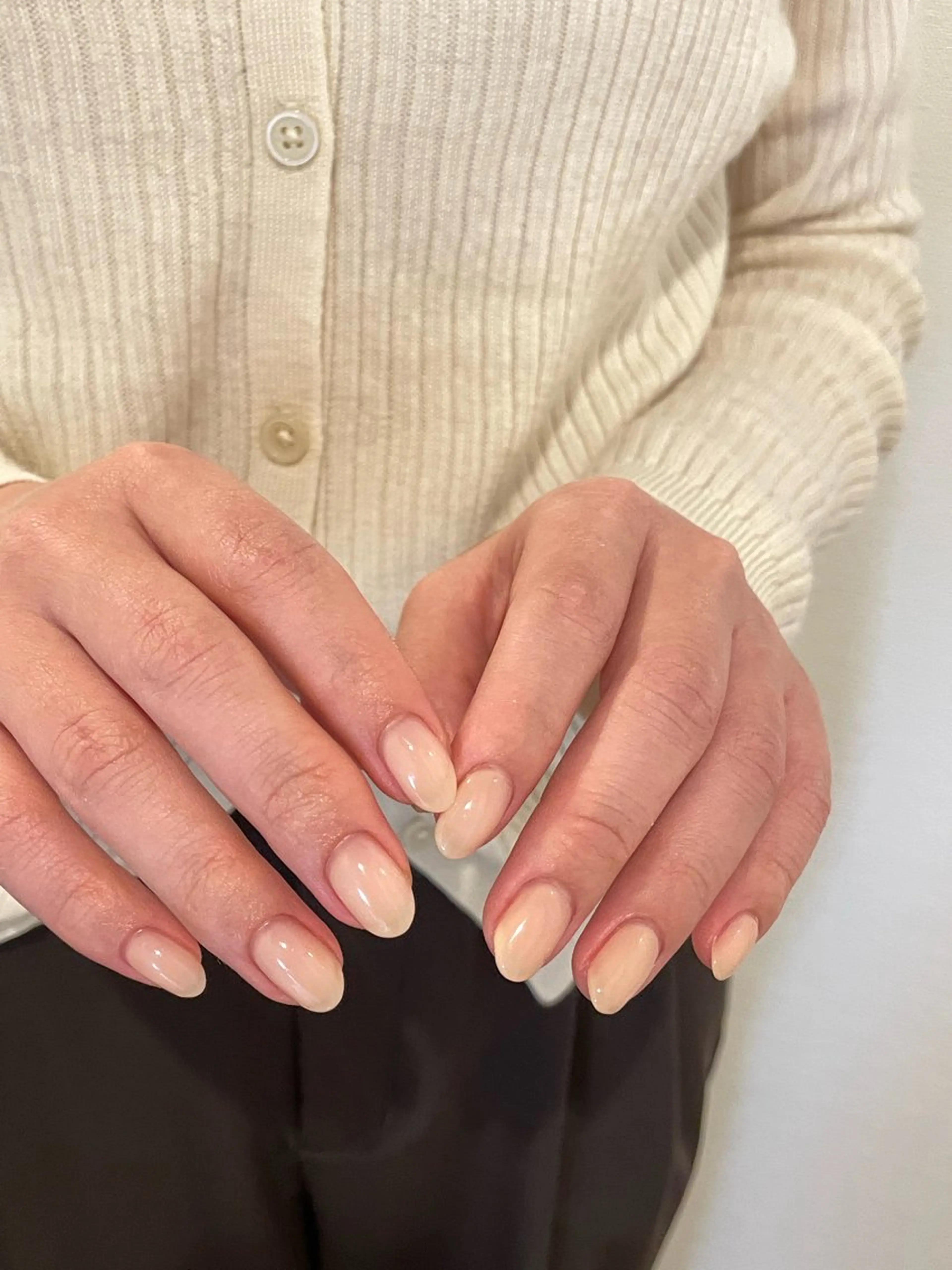 ネイル ワンカラーネイル シンプルネイル ハンドネイル NOELIS REIのネイルデザイン