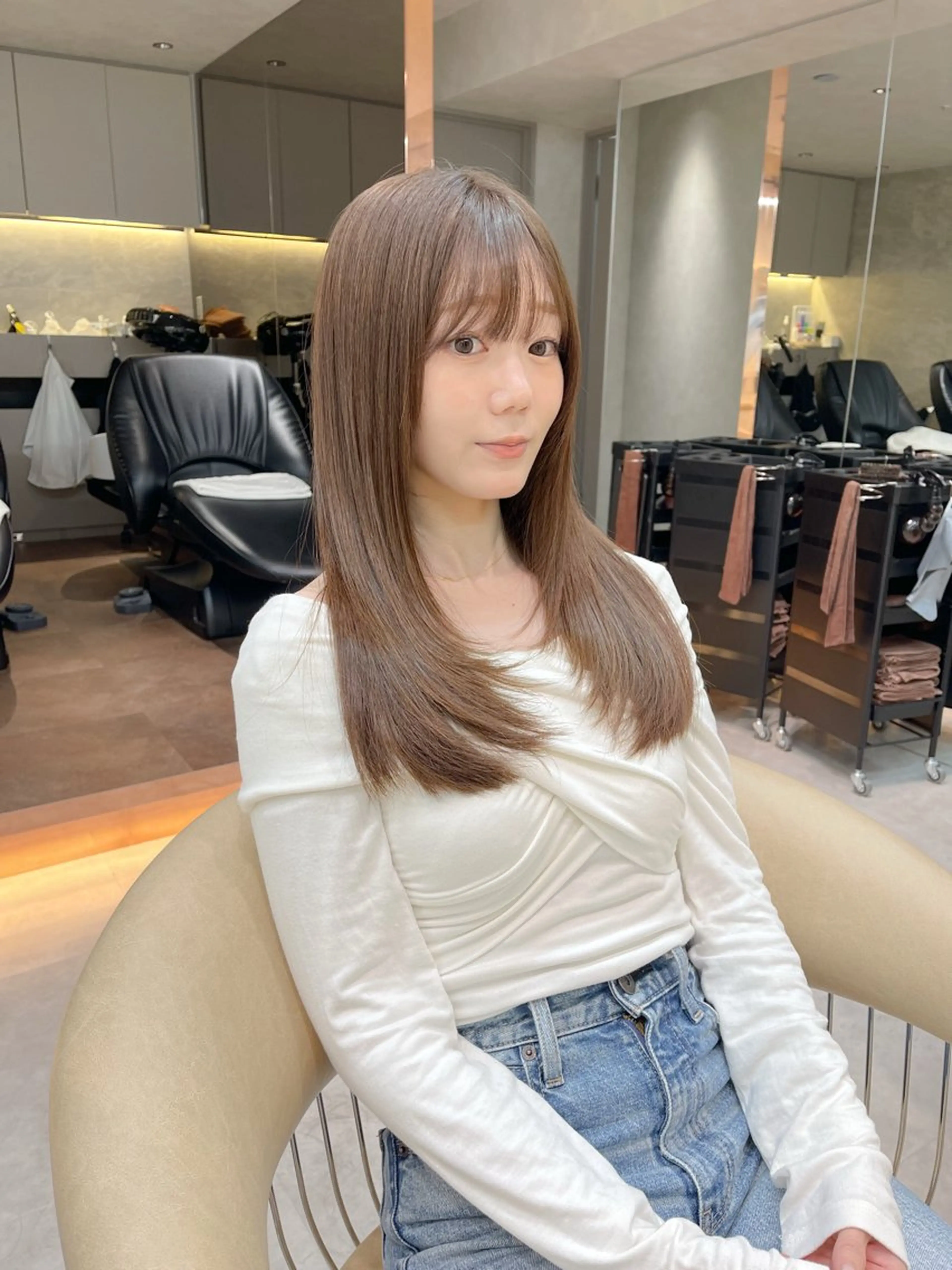 ミディアム ミディアムレイヤー 顔まわりレイヤー レイヤーカット カット ヘアカラー トリートメント 失敗しないレイヤー/ 顔まわり☀️しゅうとのヘアスタイル