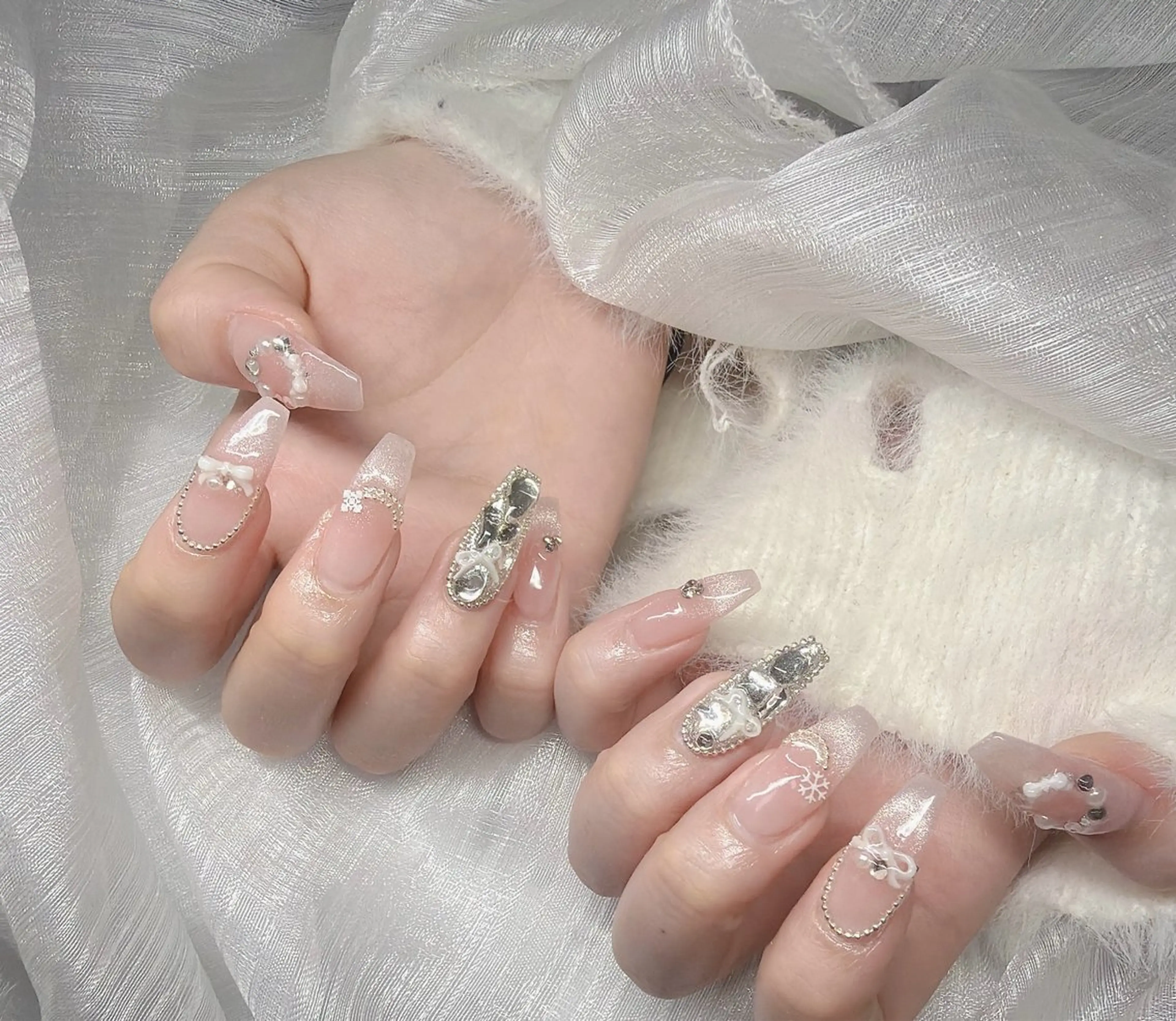 ネイル ハンドネイル Lee Nailsのネイルデザイン