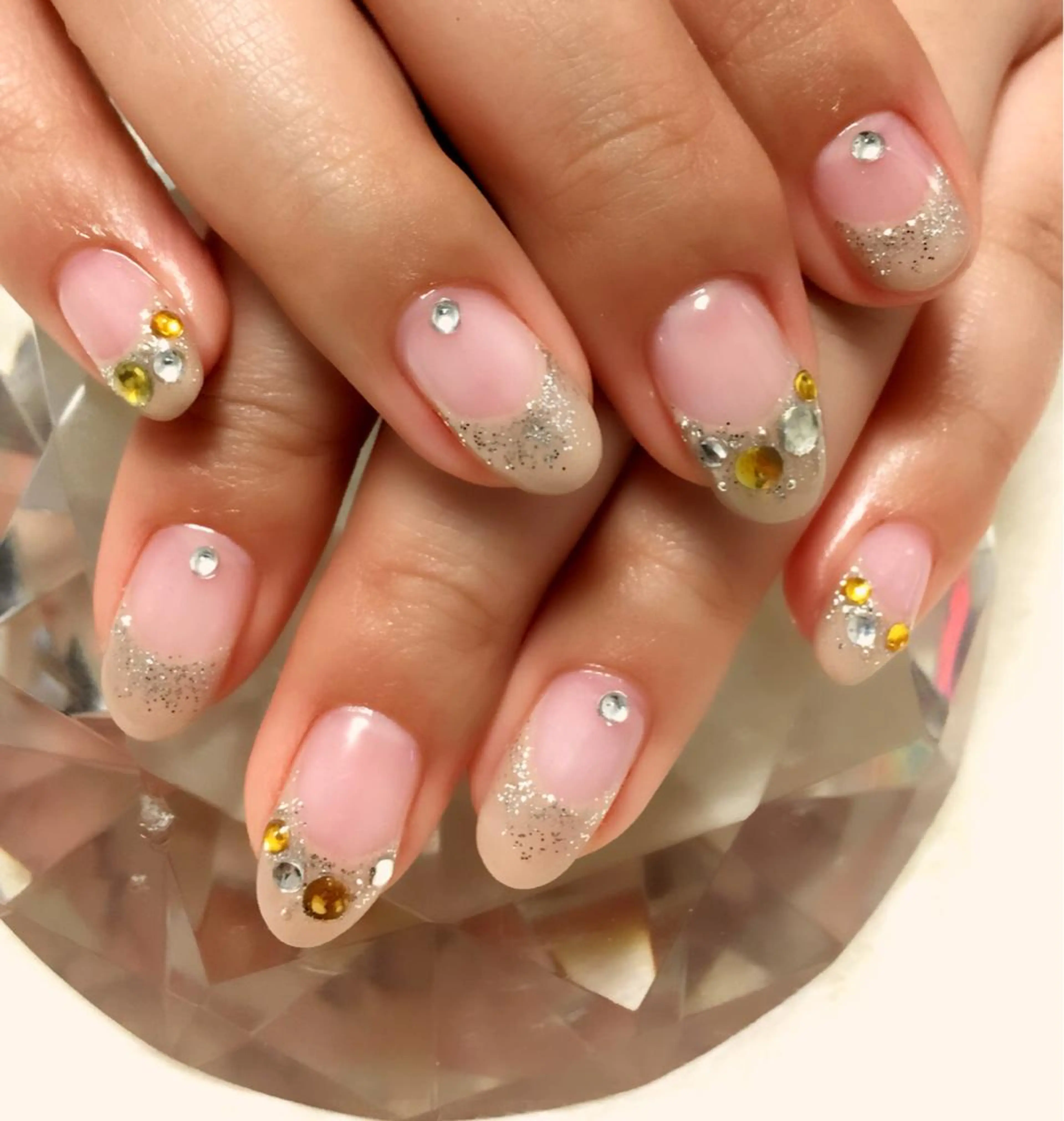 ネイル フレンチネイル キラキラネイル 馬場 典子のネイルデザイン