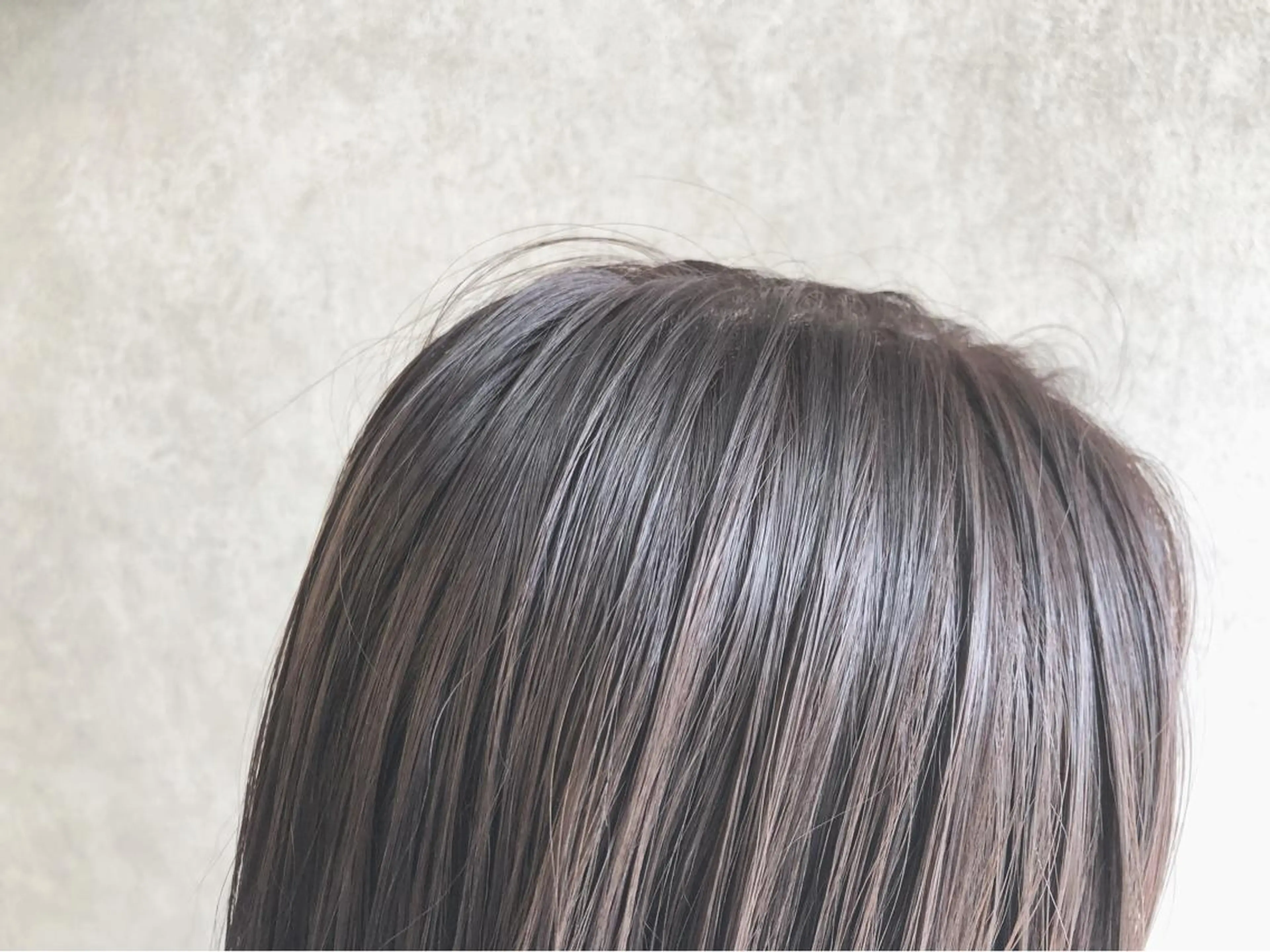 ショート カラー カット ヘアカラー 顔周りレイヤー/韓国 ブリーチminamiのヘアスタイル