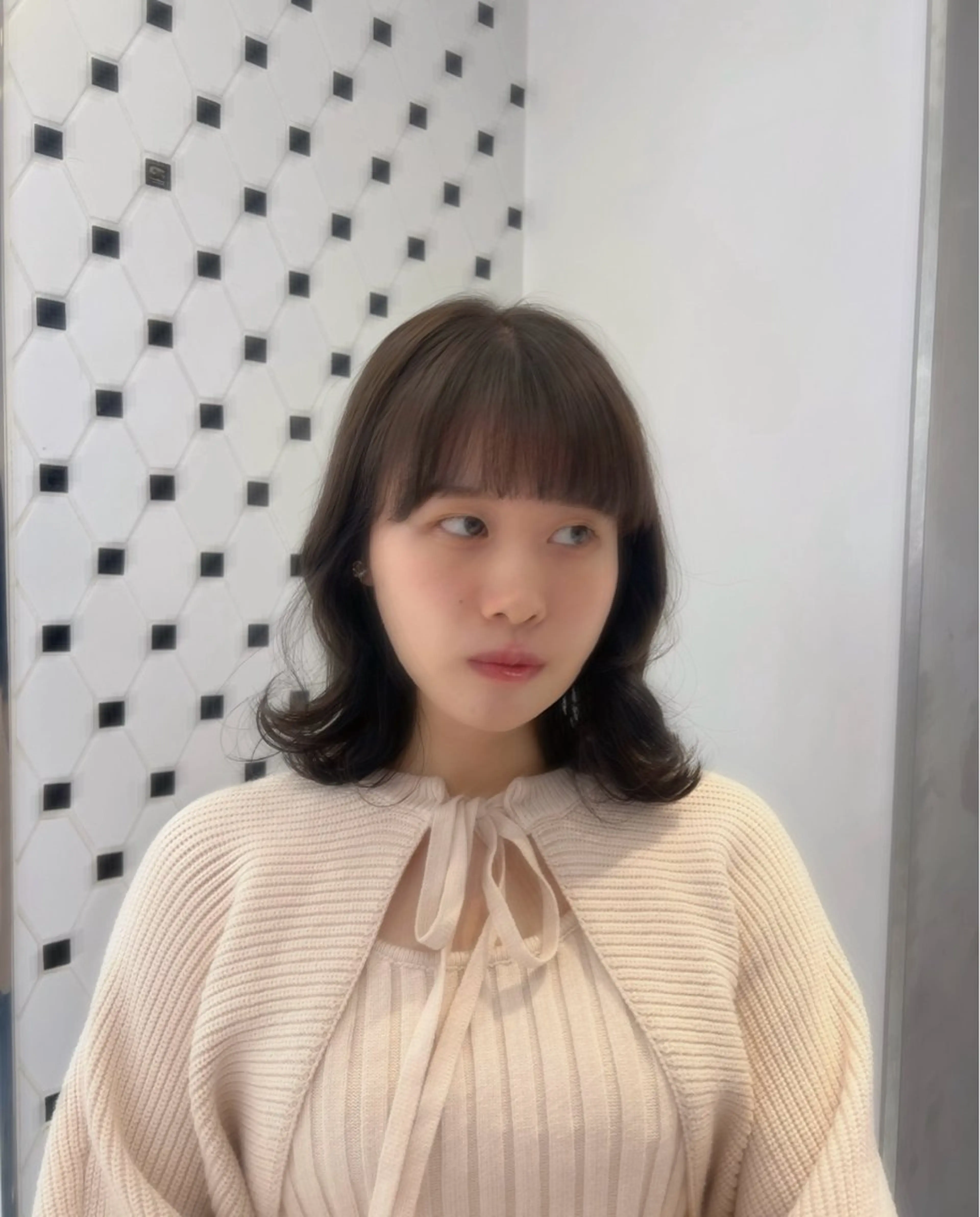 ミディアム カラー ヘアアレンジ カット ヘアカラー 顔周り/透明感/銀座 🩵rinoのヘアスタイル