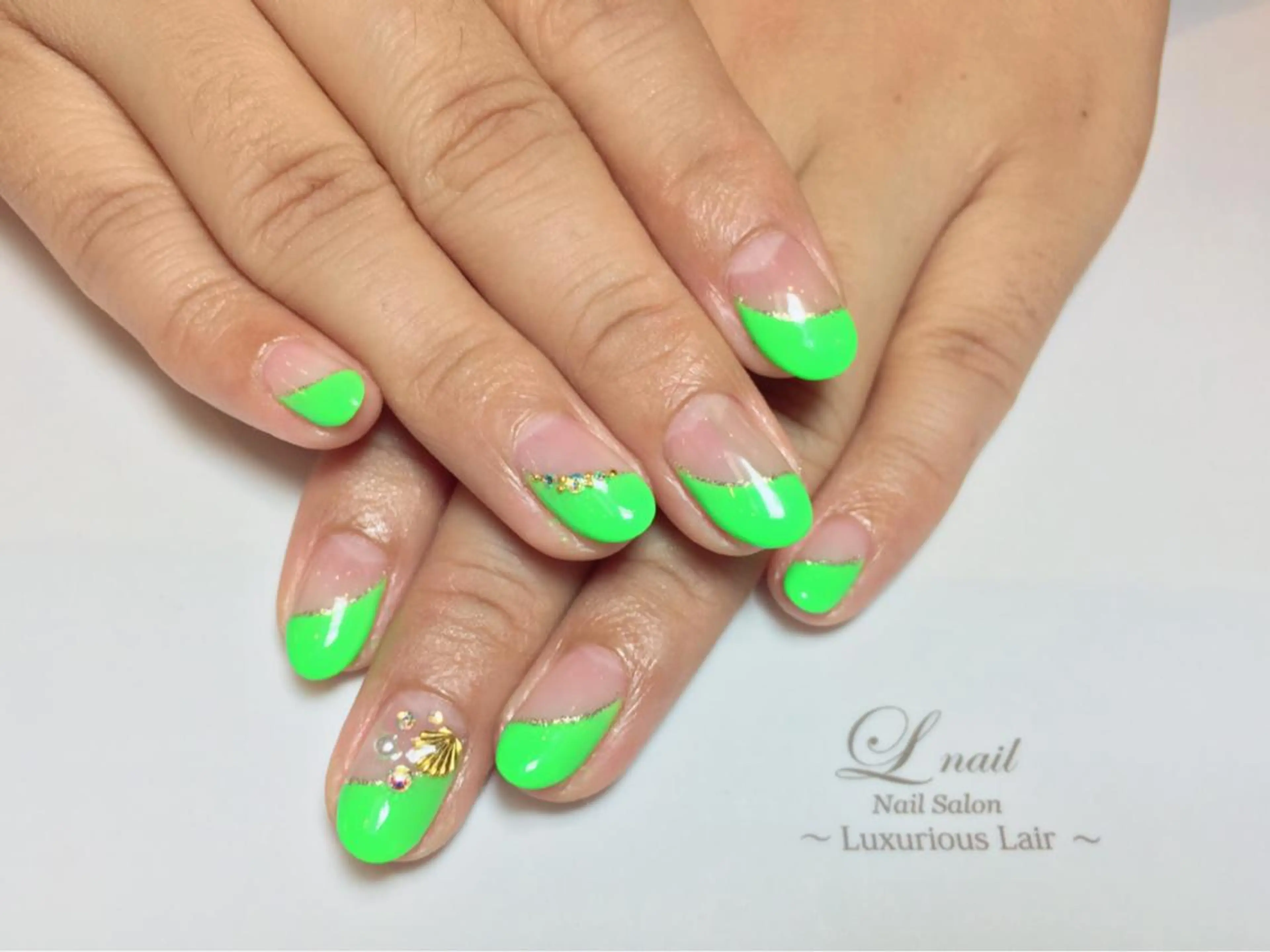 ネイル Li'leaNail AINAのネイルデザイン