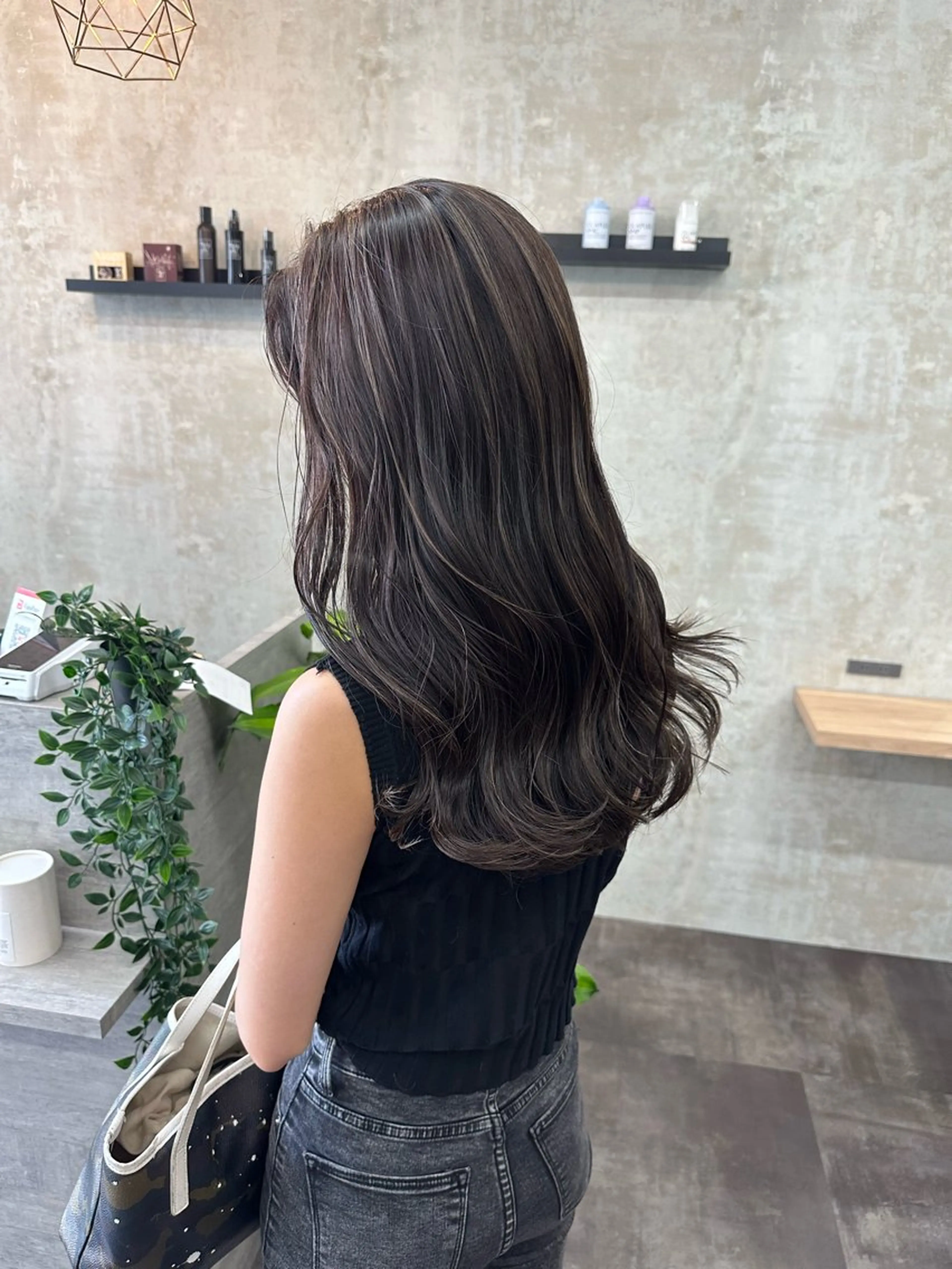 ロング カラー ハイライトカラー ハイライト カット ヘアカラー トリートメント epi エピのヘアスタイル