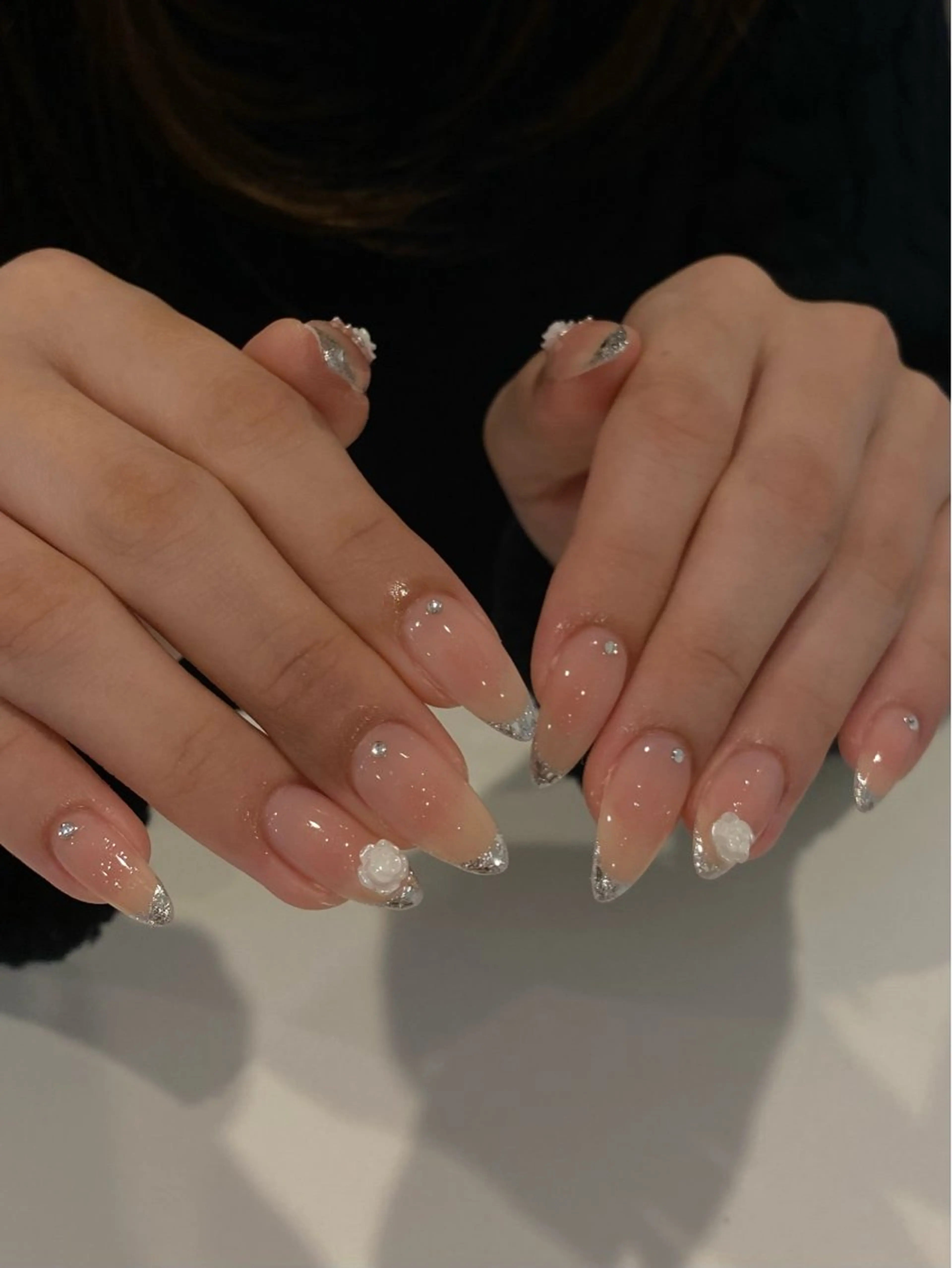 ネイル フレンチネイル ガラスフレンチ ハンドネイル odette Mikiのネイルデザイン