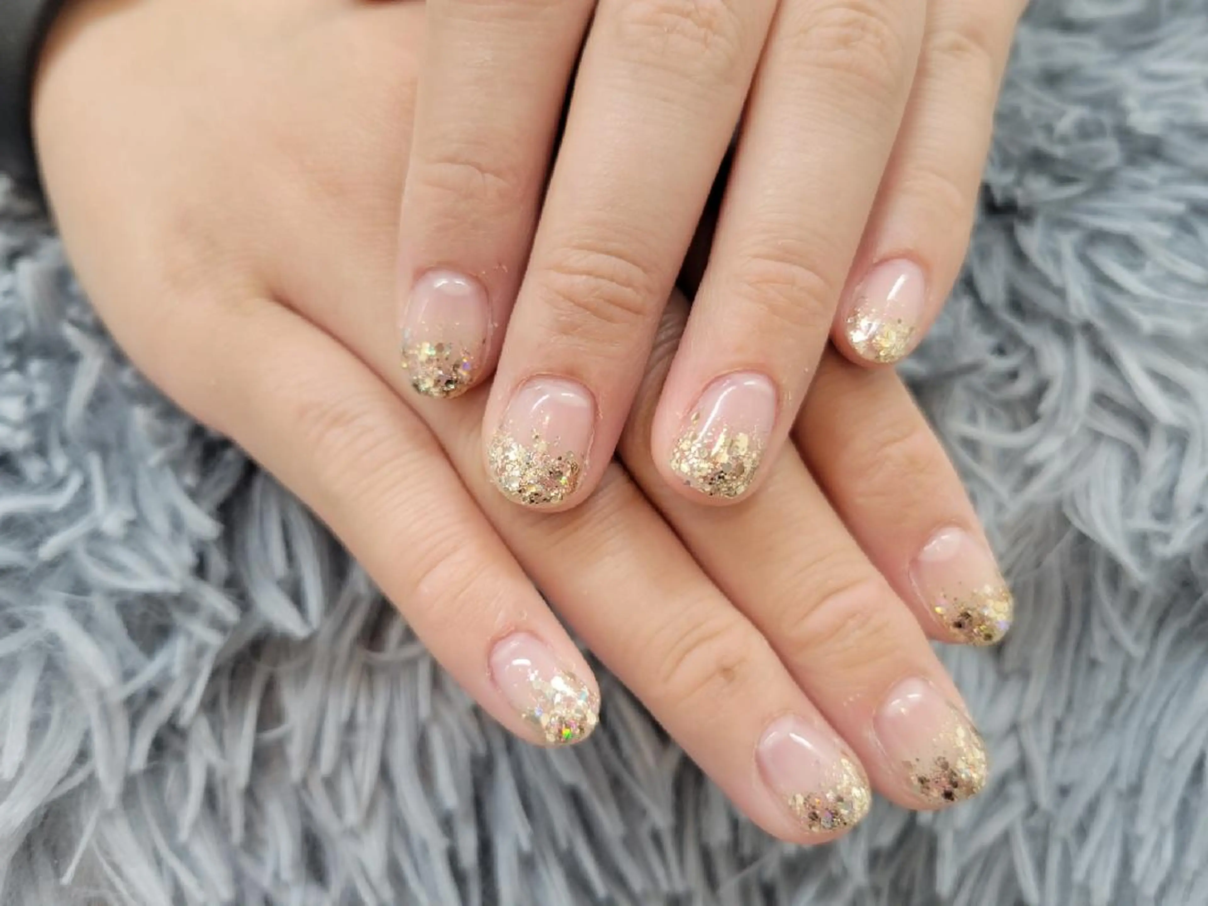 ネイル ラメ(グリッター) ラメグラデーション ノームロア所属・Gnomes loaのネイルデザイン