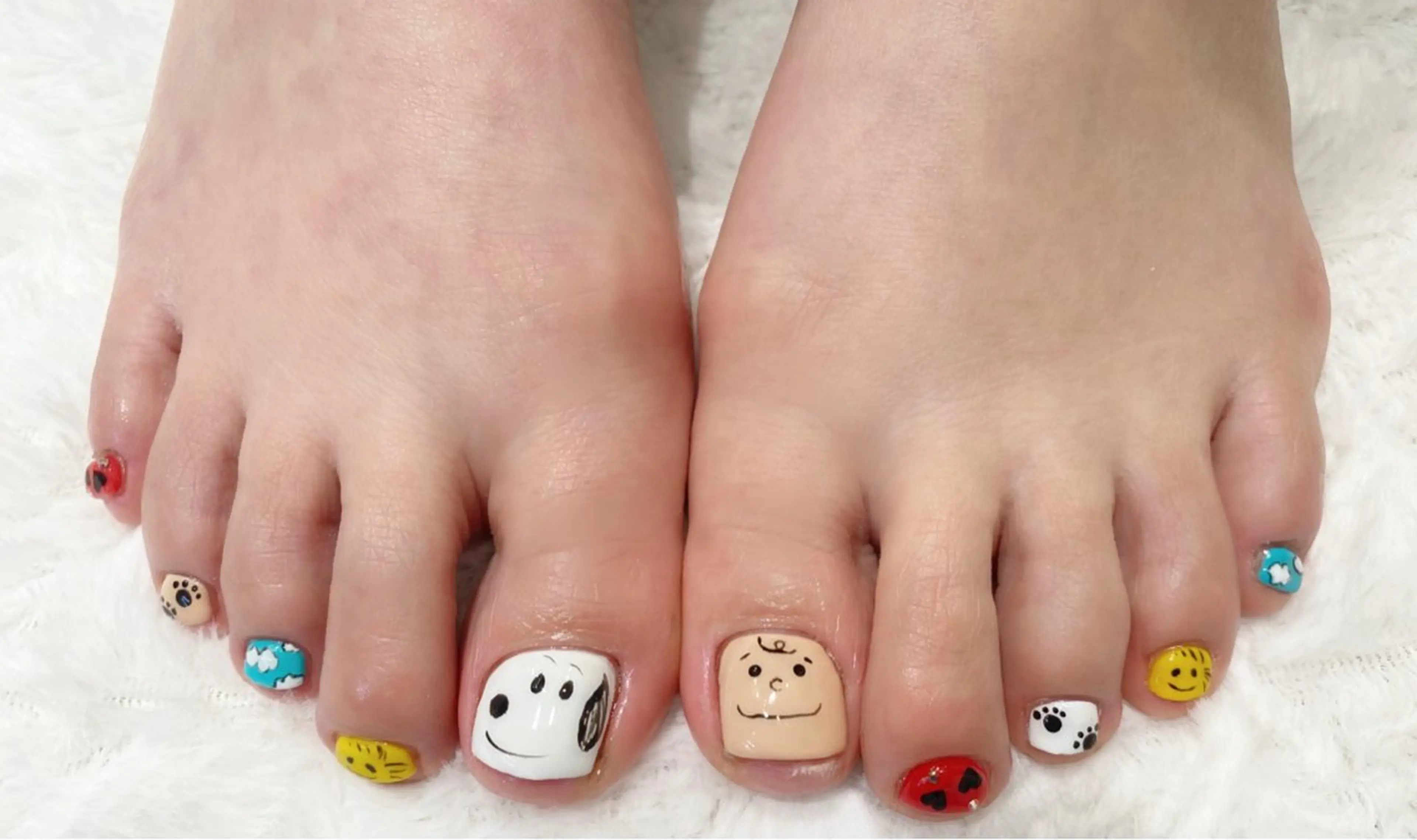 ネイル フットネイル 持ち込み ネイルサロン nail_upのネイルデザイン