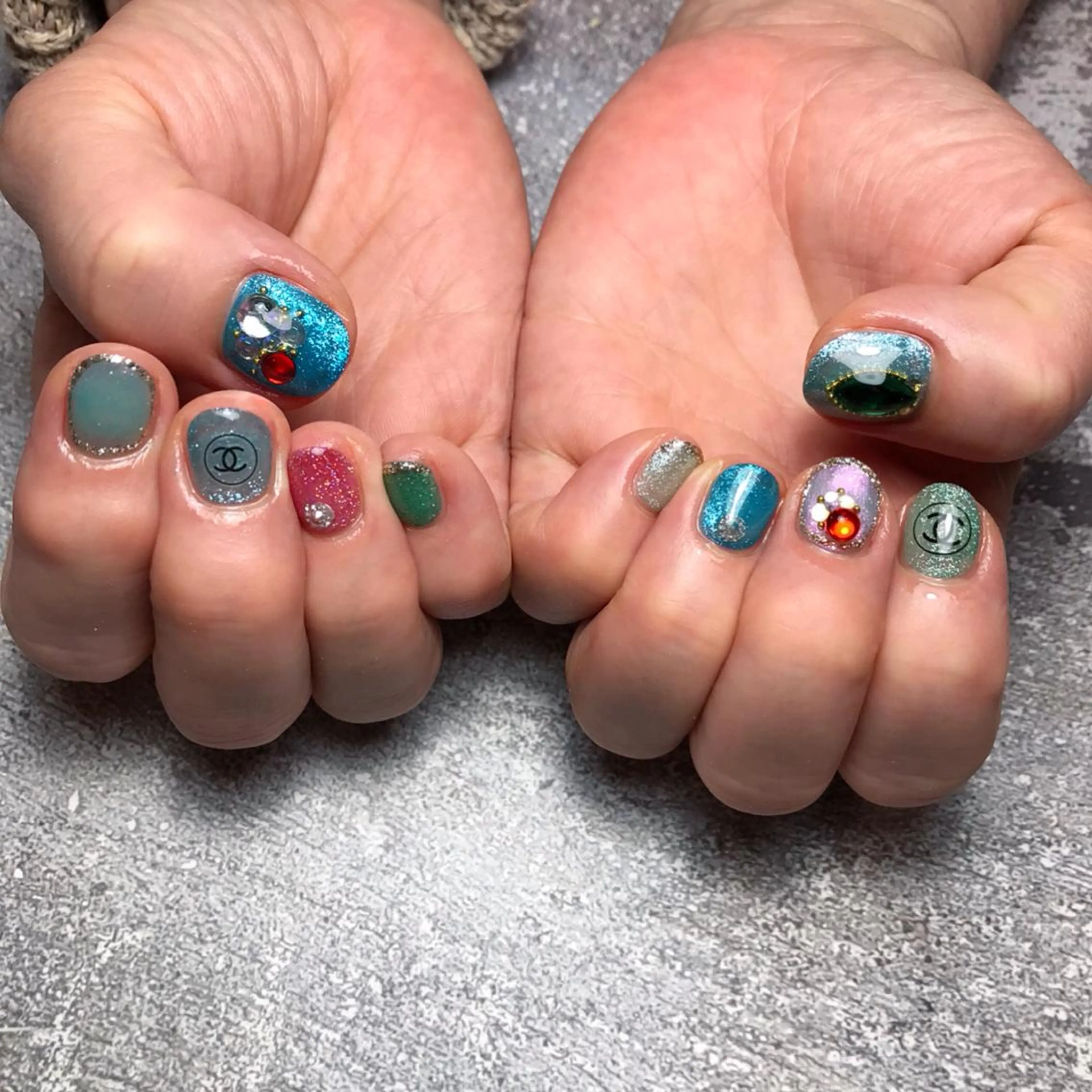 ネイル ハンドネイル 💅chainail _aiのネイルデザイン