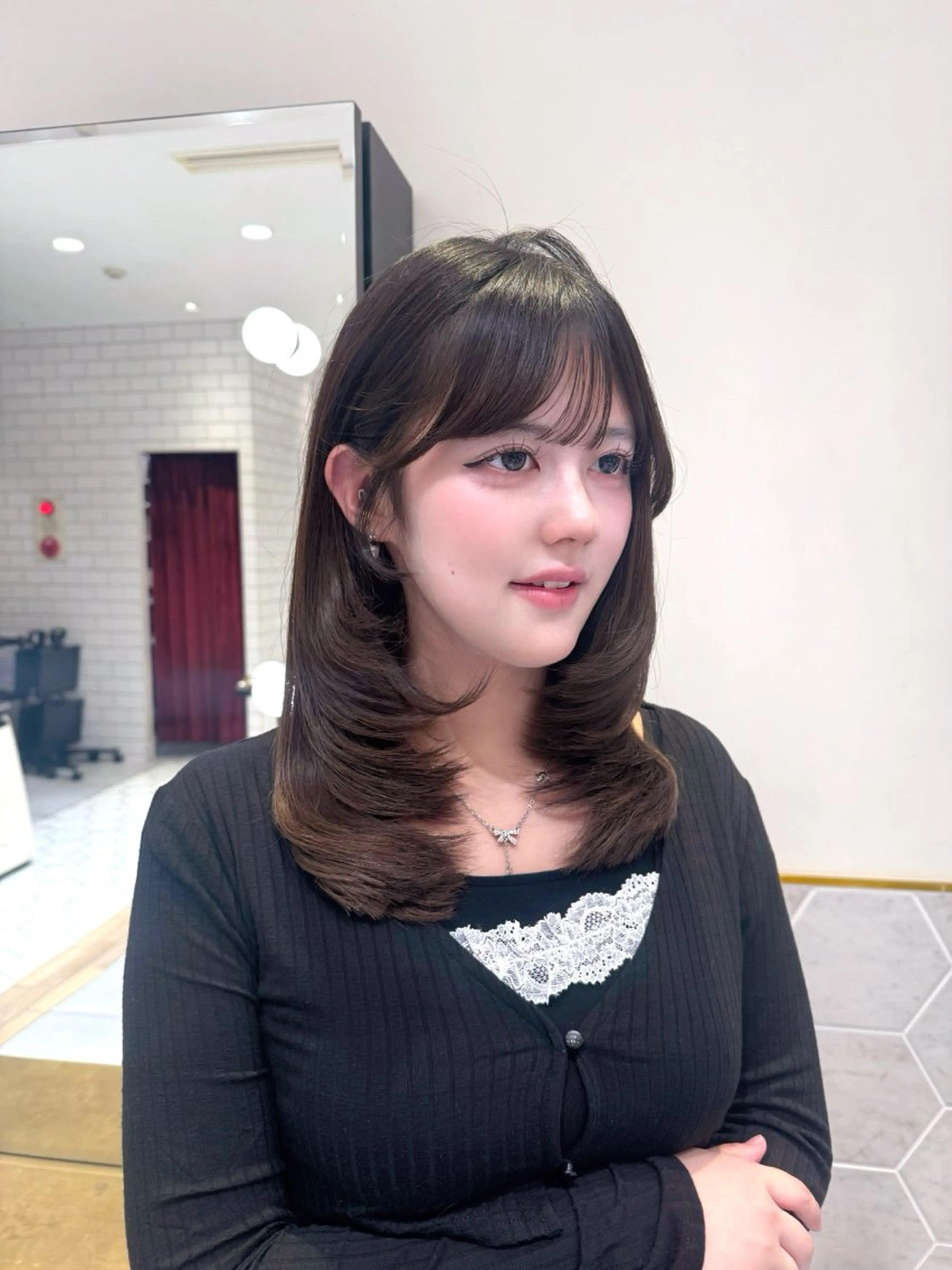 ロング カラー レイヤーカット costes 今井芽依のヘアスタイル