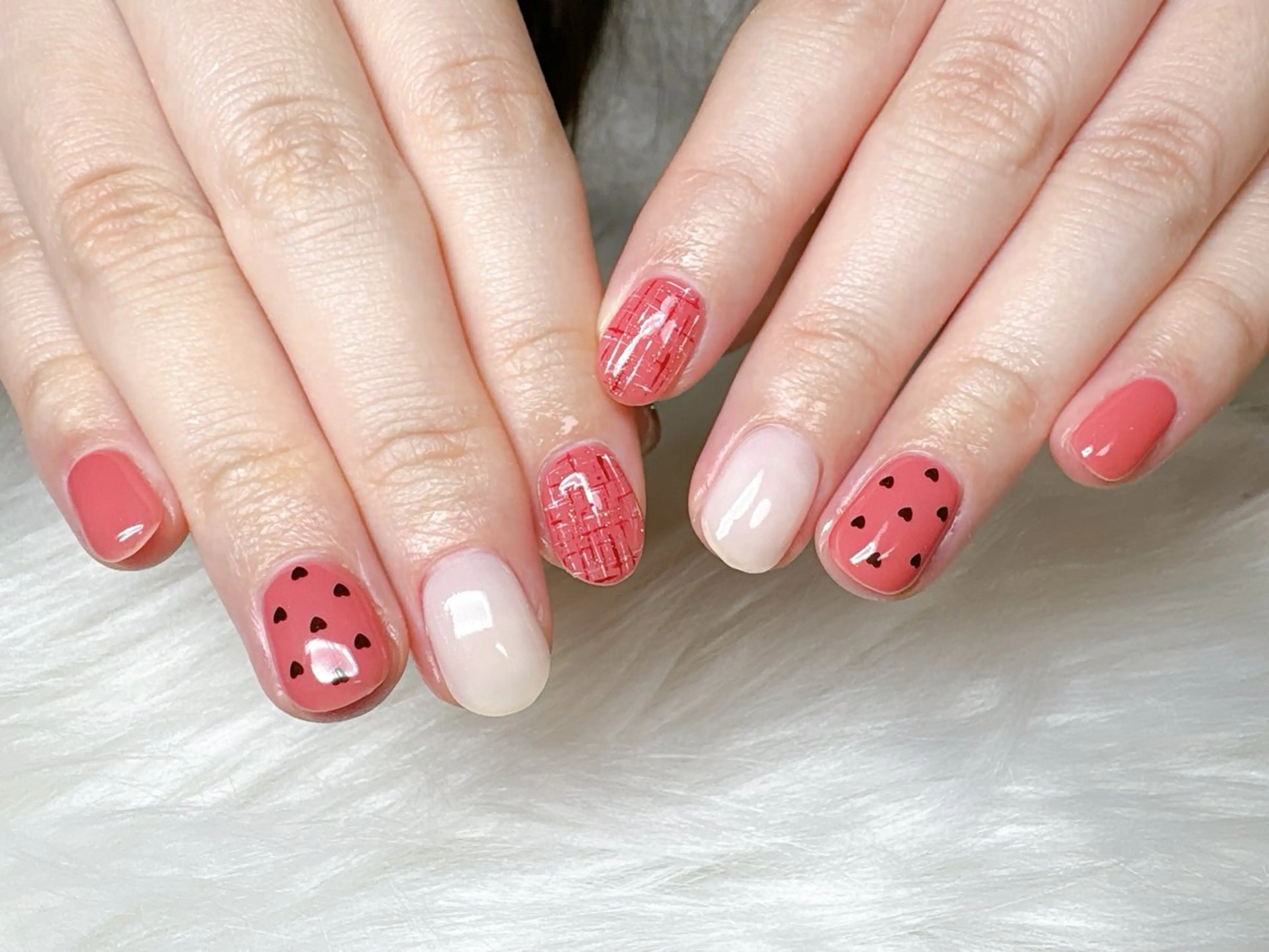 ネイル ECLAT エクラ所属・寺山 千鶴のネイルデザイン