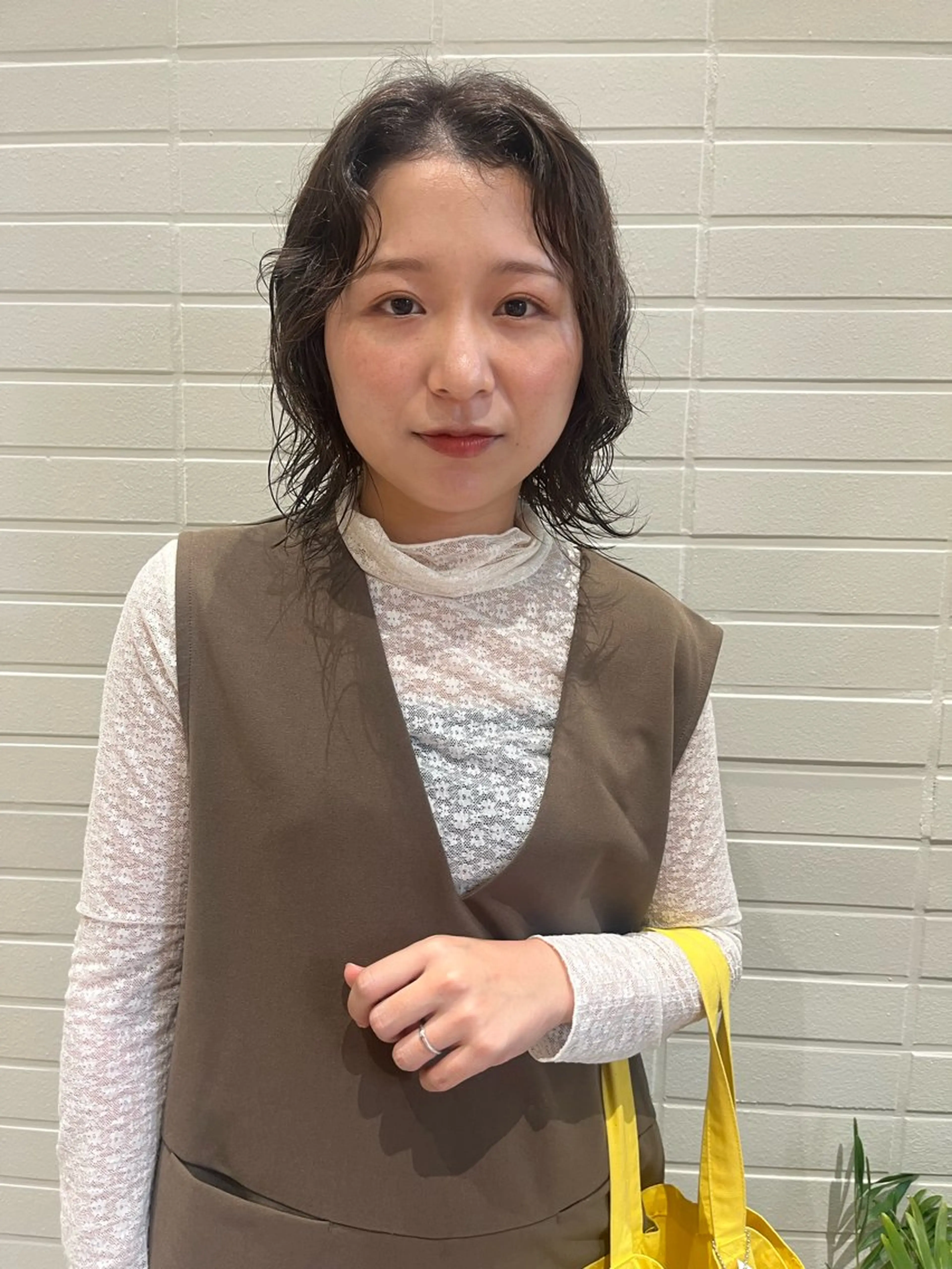 ミディアム ミディアムレイヤー ミディアムパーマ レイヤーカット タマムラ　ミヅキ🌙 HOWDYのヘアスタイル