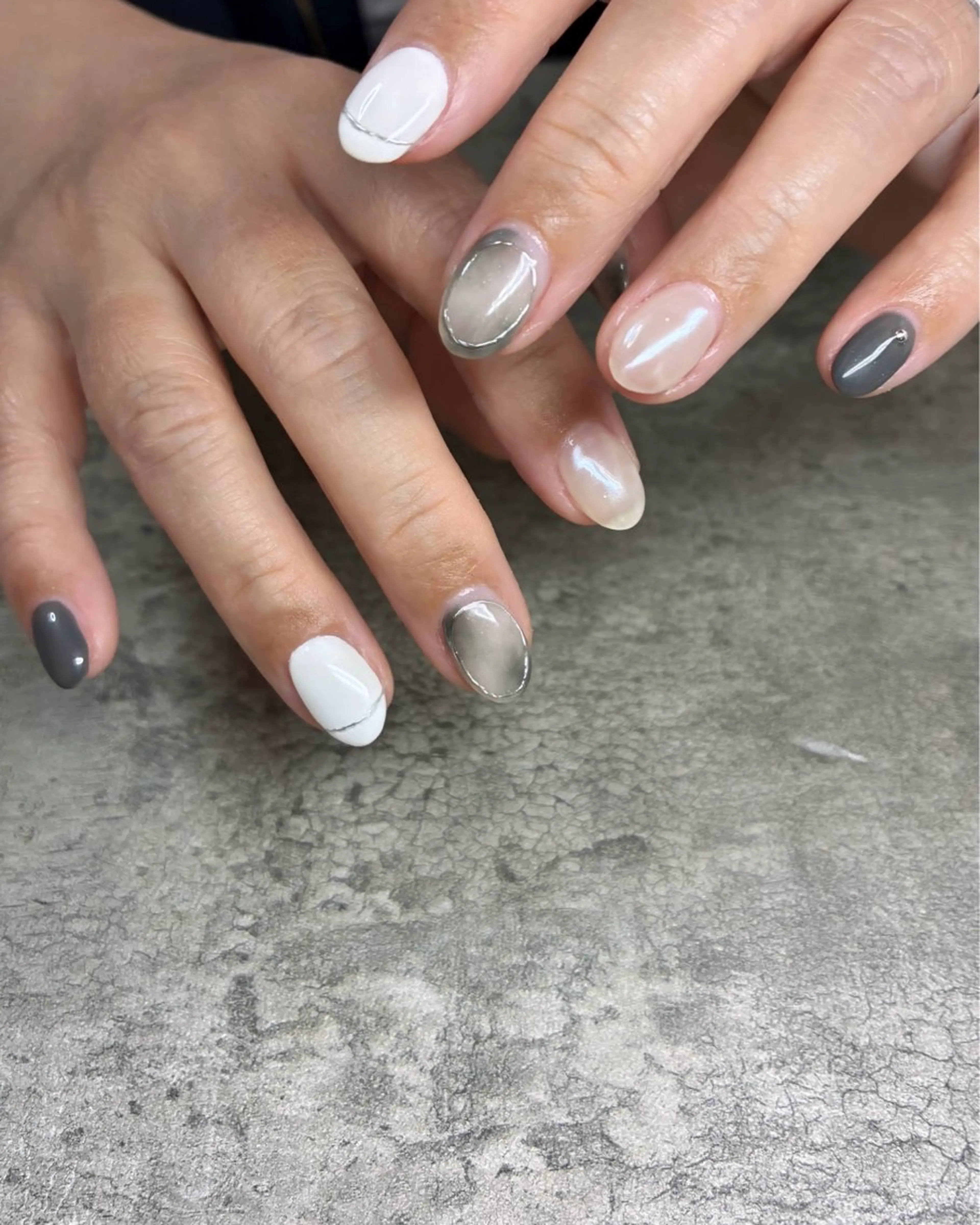 ネイル ニュアンスネイル shiki_nail 🪐のネイルデザイン