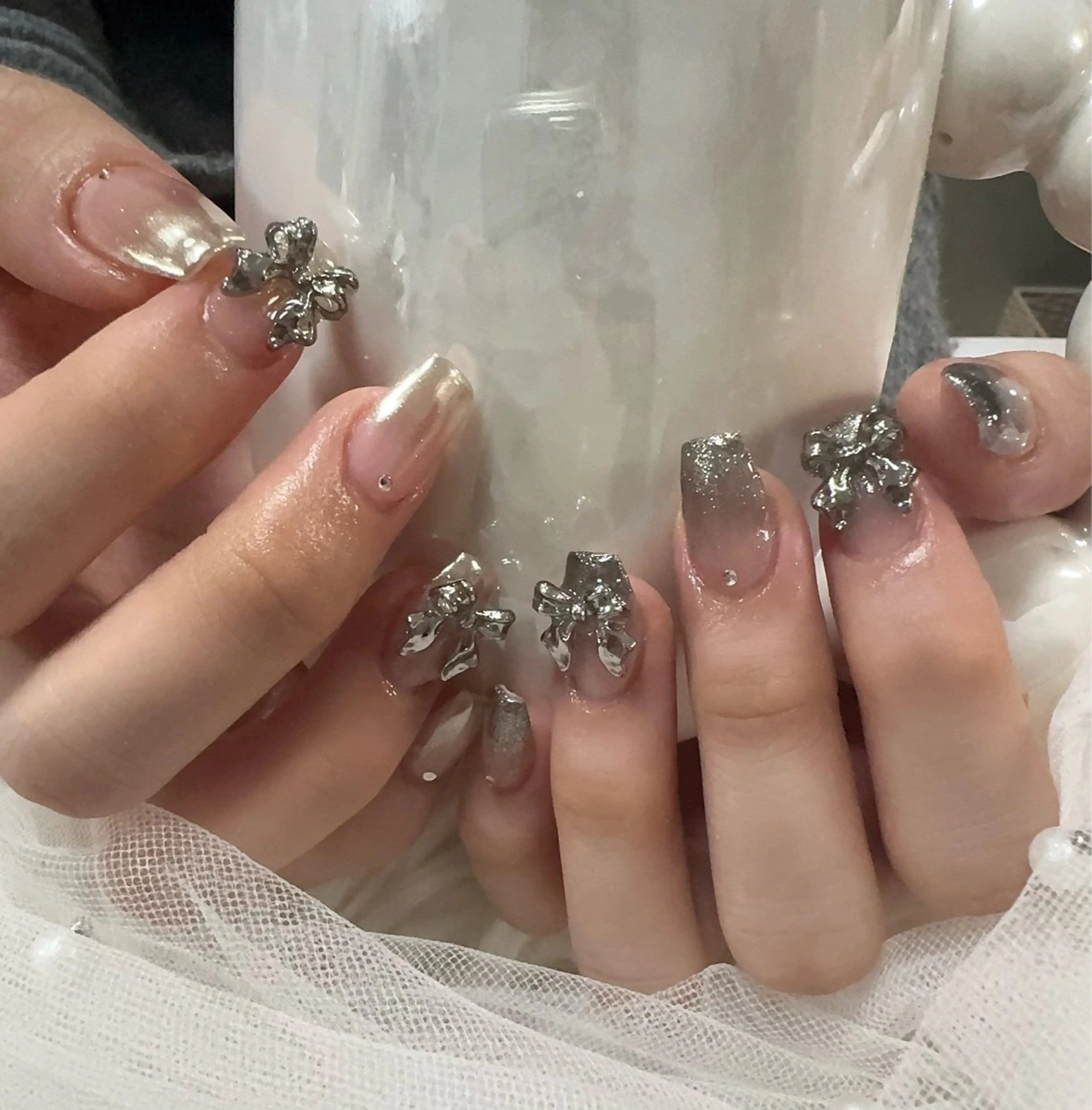 ネイル ハンドネイル &ME ネイルサロンのネイルデザイン