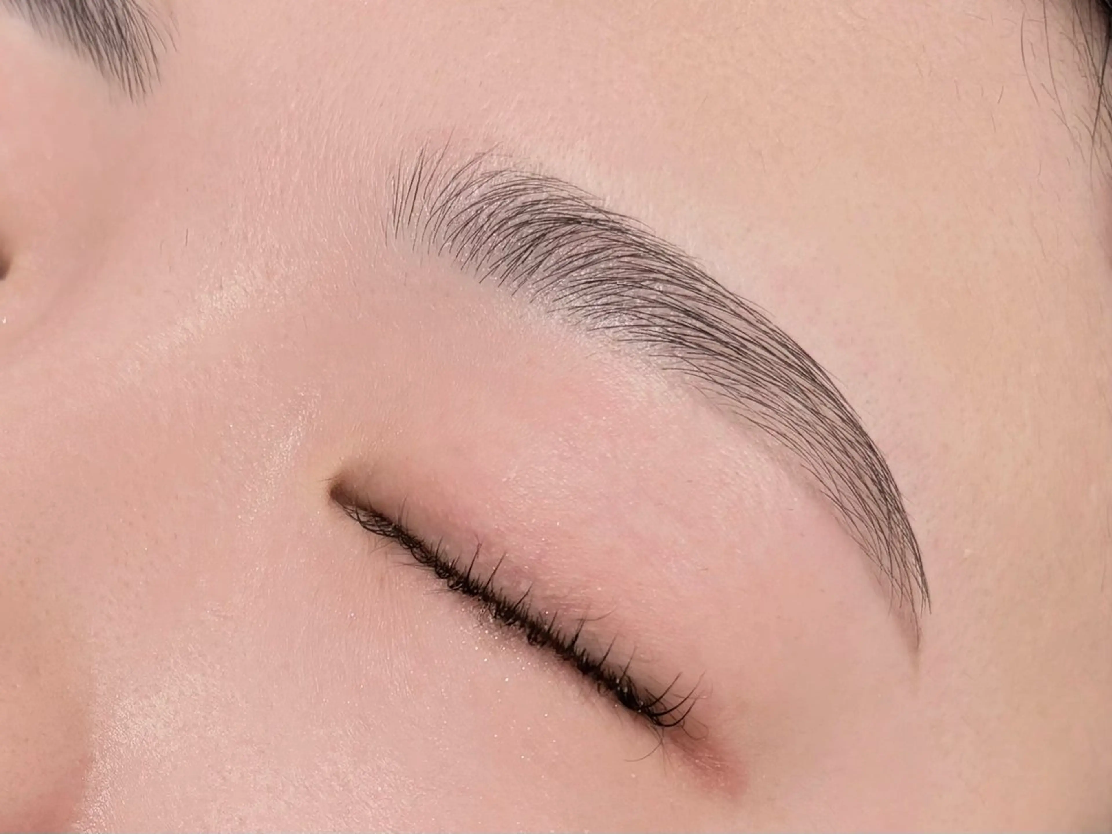アイブロウ eyelist 紬麦🤍のマツエク・マツパデザイン