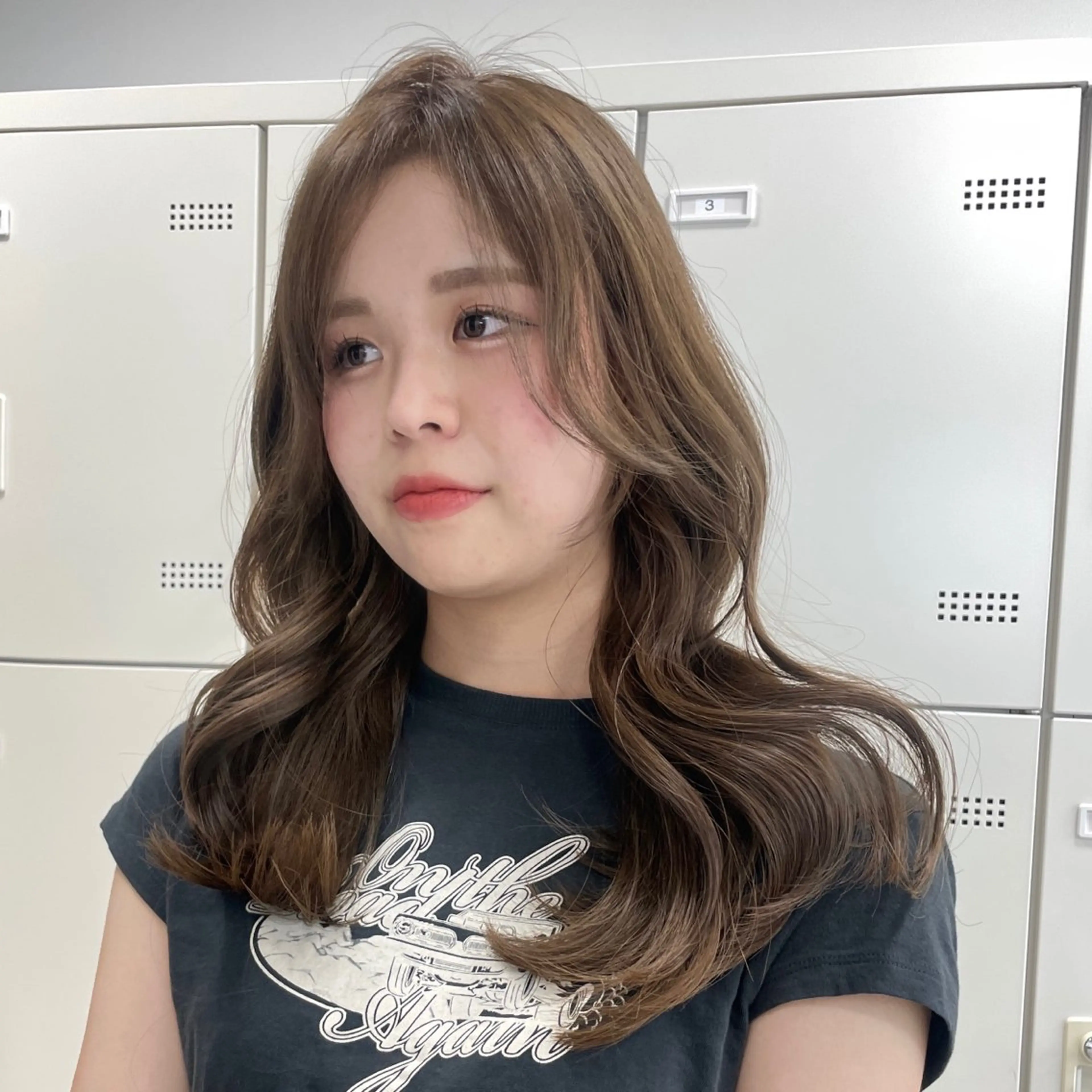 セミロング MOE 福岡韓国ヘア✧︎のヘアスタイル