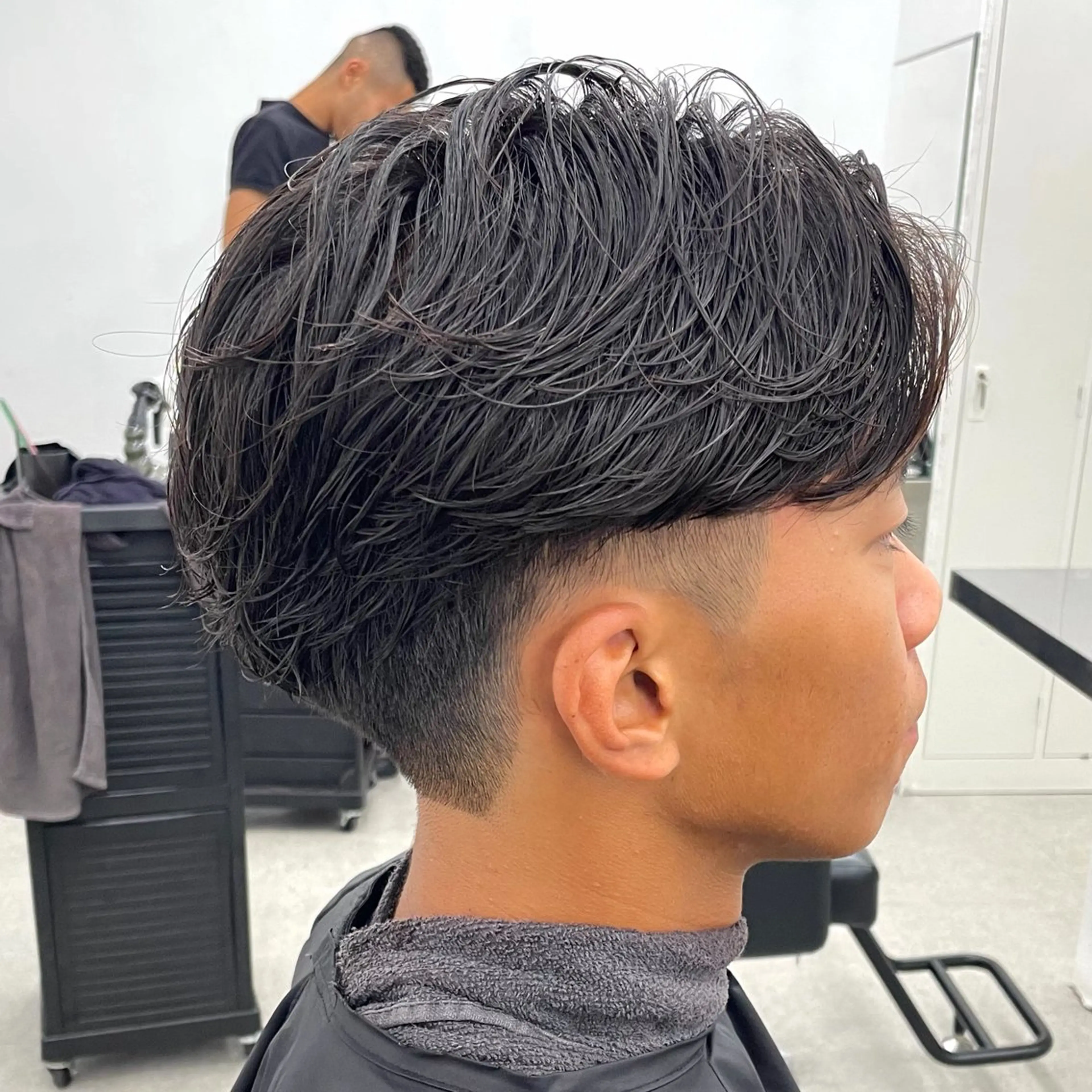 ショート パーマ メンズ フェザーパーマ メンズパーマ カット パーマ 【柏メンズパーマ職人 】店長 KAZUMAのヘアスタイル