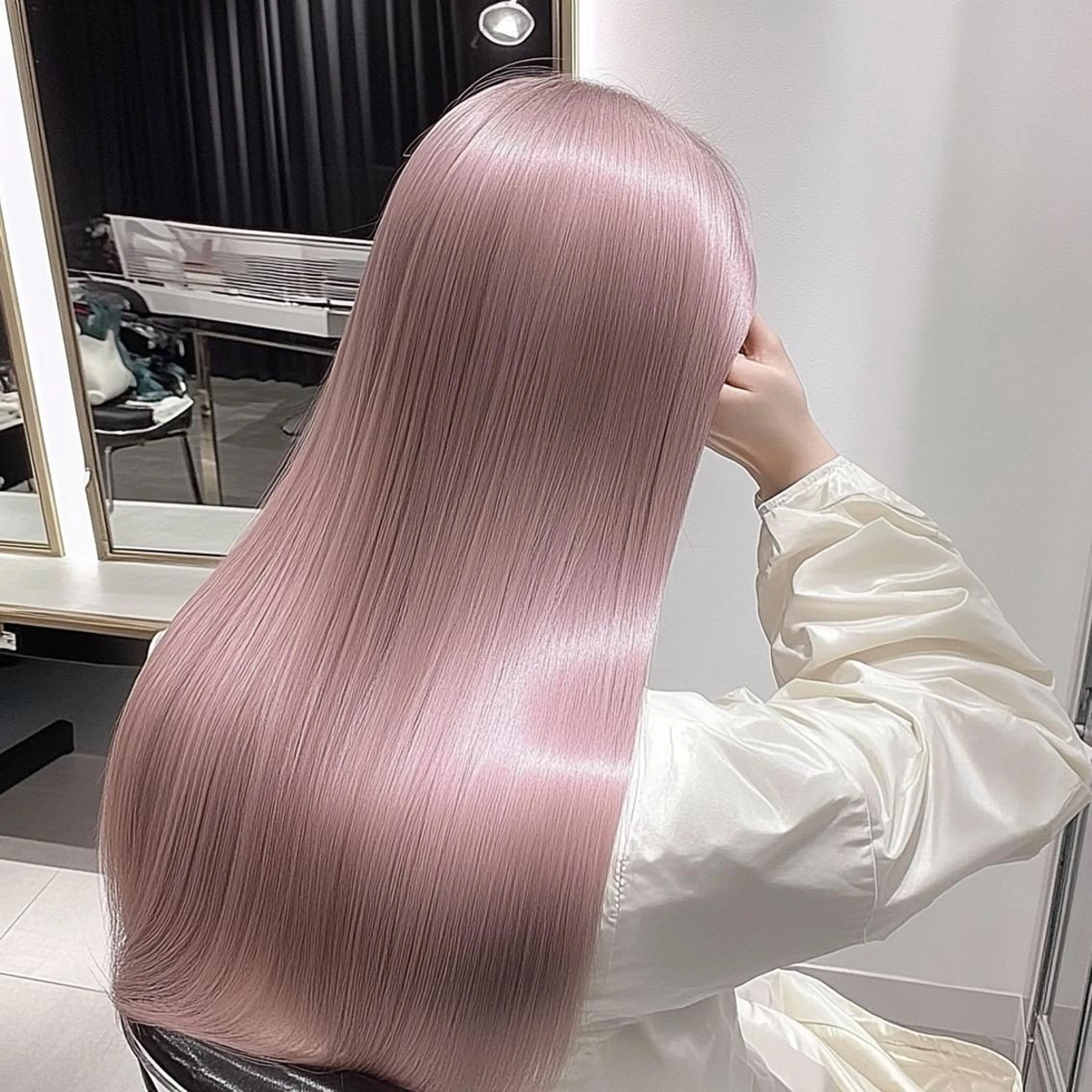 カラー corazon ブリーチのヘアスタイル