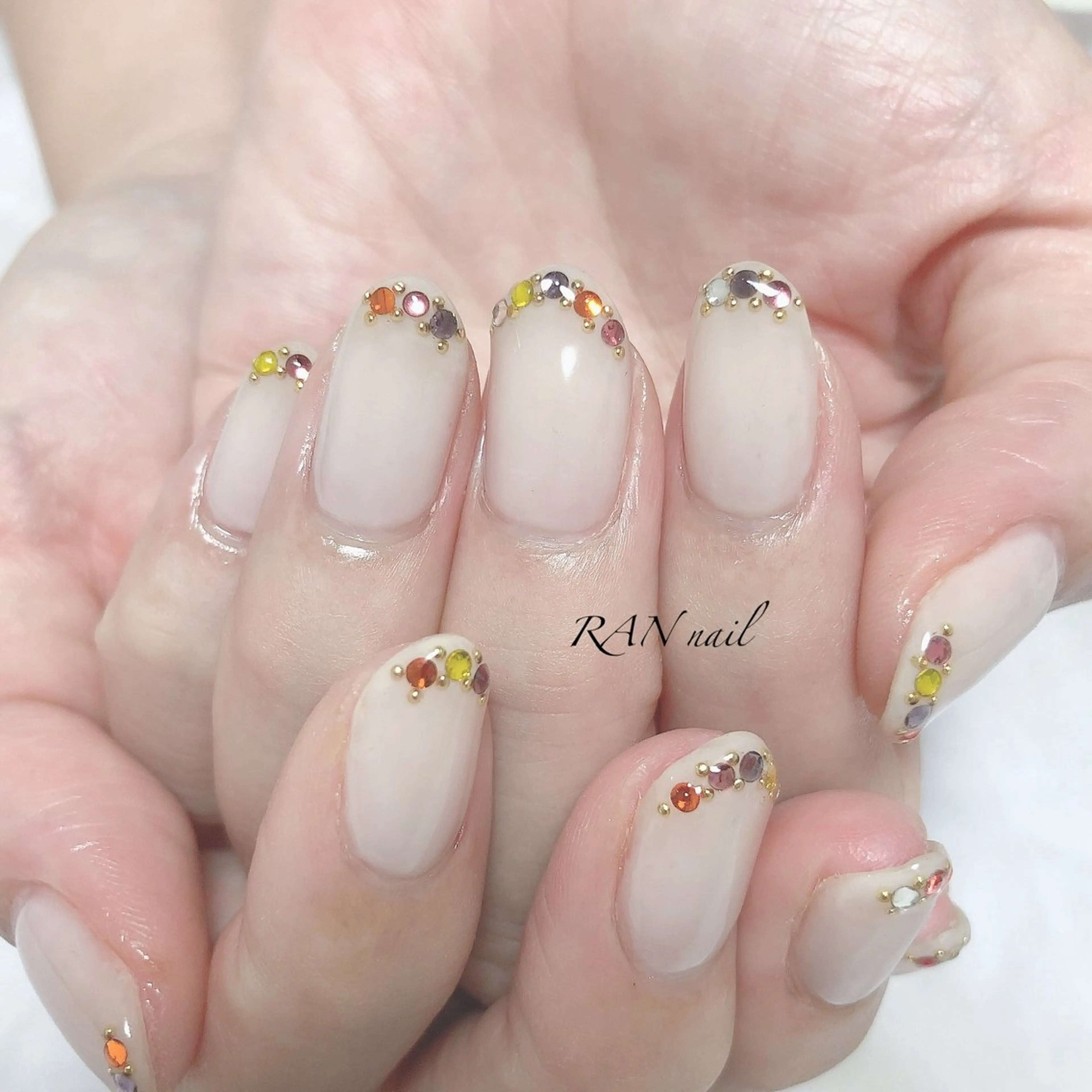 ネイル ハロウィン シンプルネイル ストーンネイル RAN nail 〜ランネイル〜所属・RAN nailのネイルデザイン