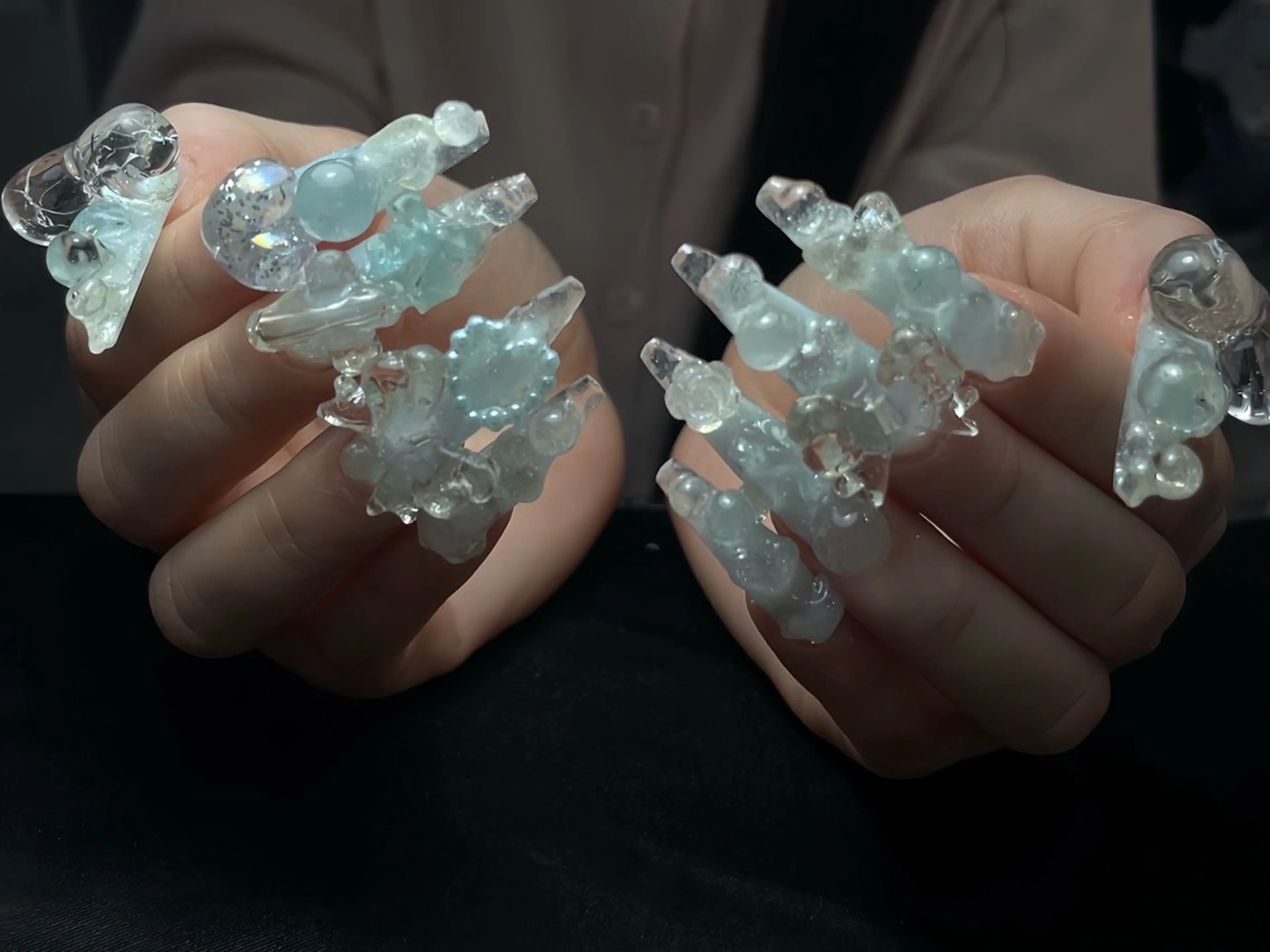 ネイル アートネイル チークネイル ジェルネイル ロングネイル マグネットネイル ハンドネイル Rin Nail 新大久保店のネイルデザイン