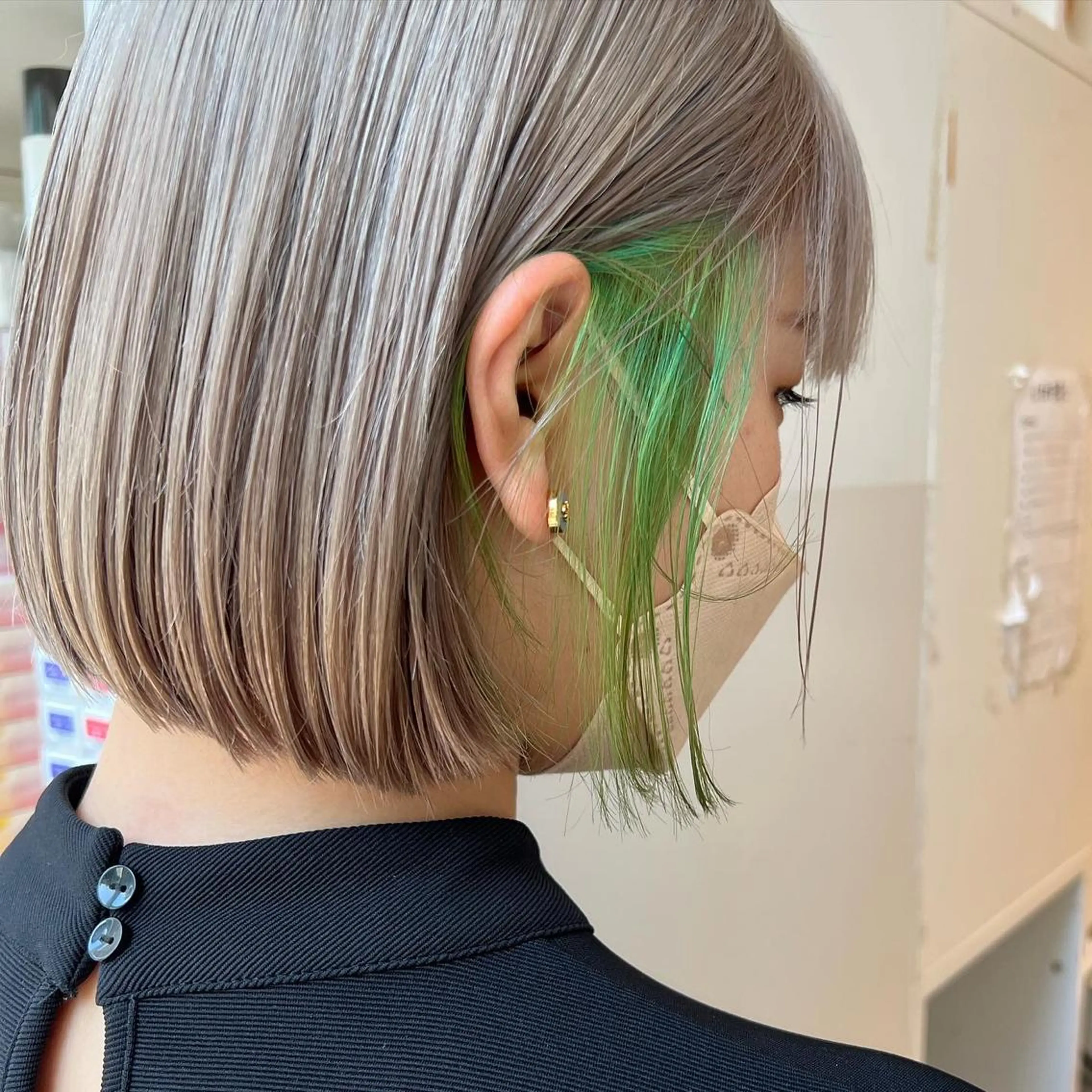 ショート カラー ベージュカラー 透明感カラー グレージュ ボブ ヘアカラー トリートメント レイヤー専門家 ダブルカラー修のヘアスタイル