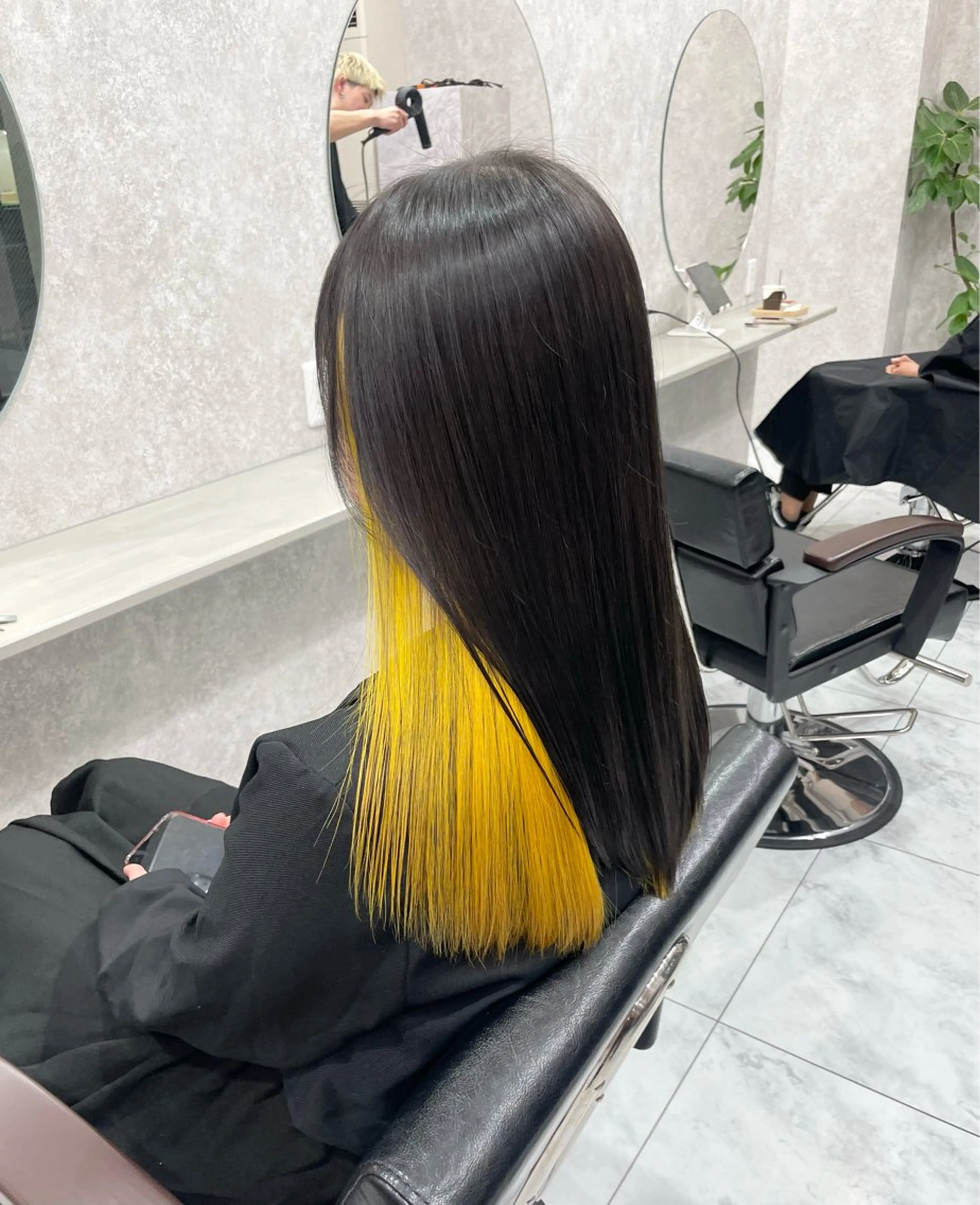 セミロング 🦋ハイトーン🦋 石山 希理🦋のヘアスタイル