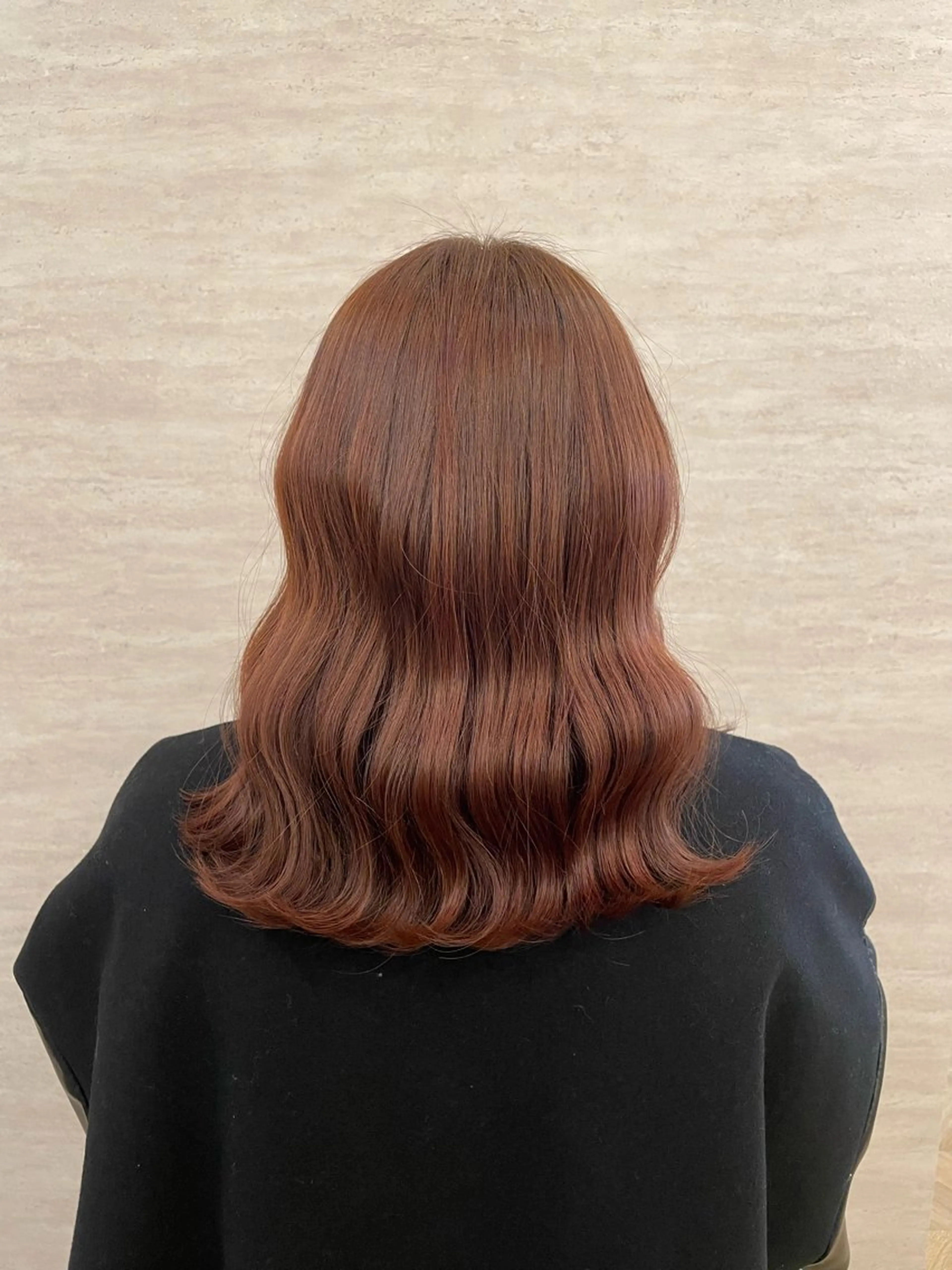 ミディアム オレンジブラウン newi大分/ ヒメノシオリのヘアスタイル