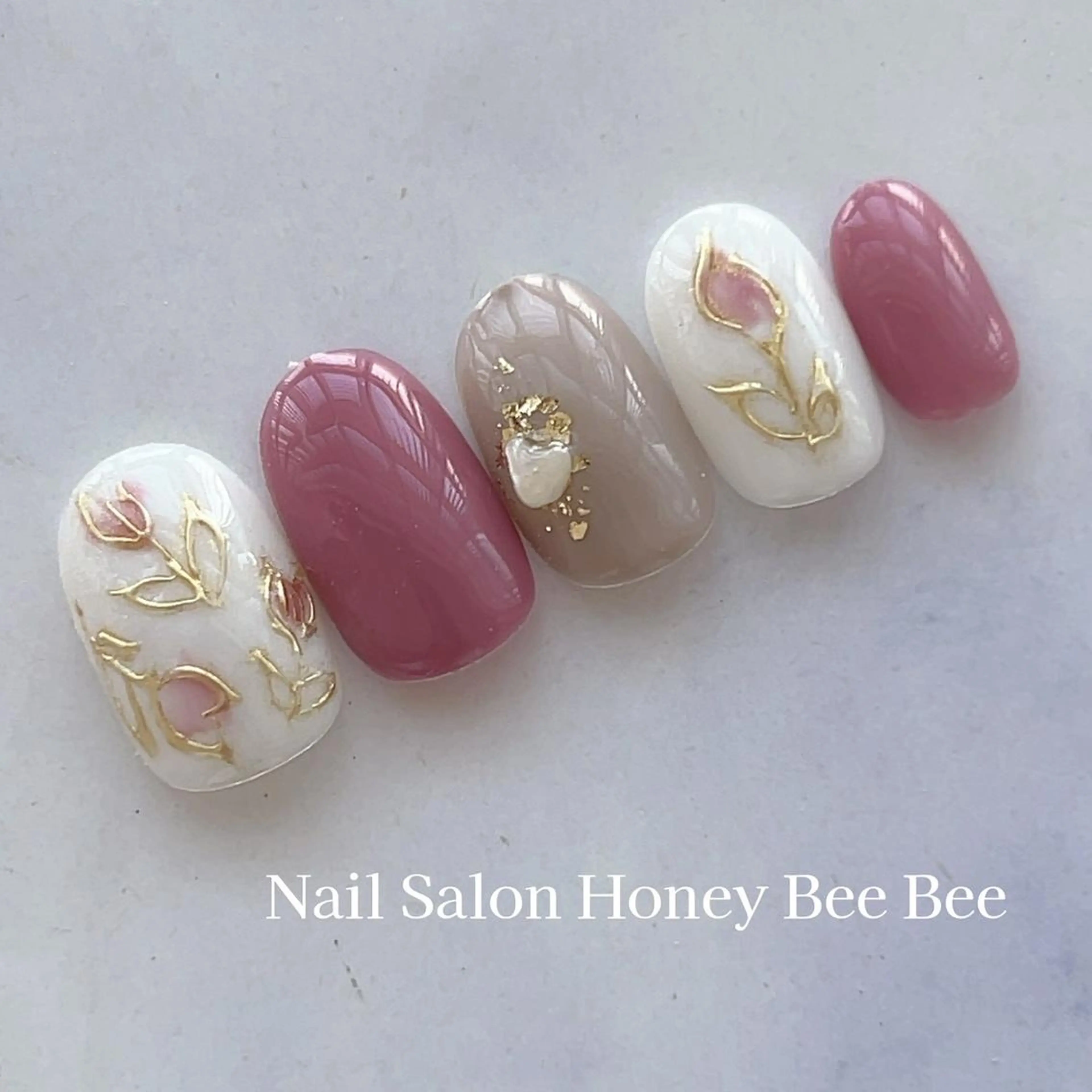 ネイル Nail salon Honey Beeのネイルデザイン