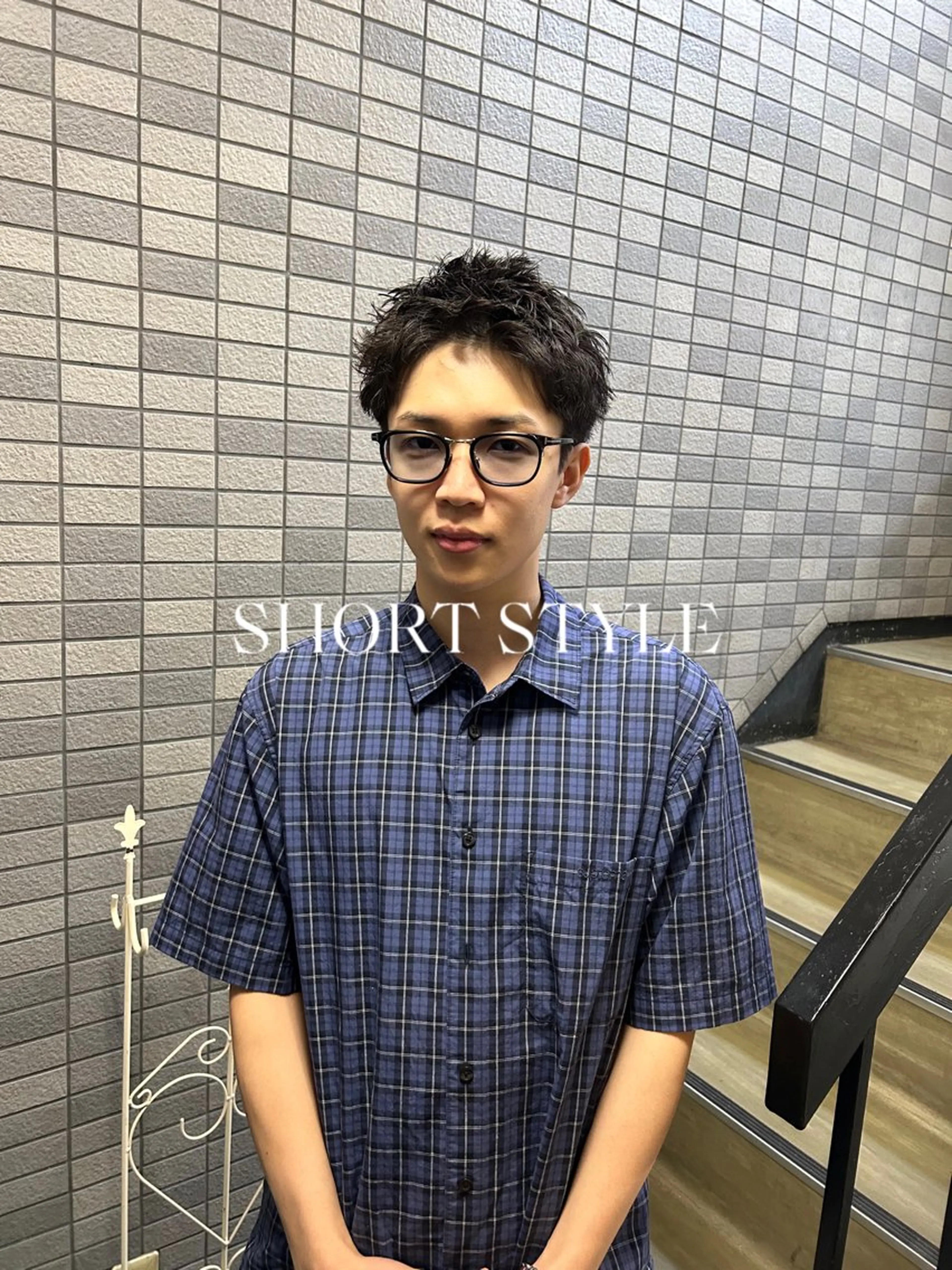 ショート パーマ メンズ メンズブリーチ メンズハイライト メンズインナーカラー メンズパーマ プードルパーマ カット パーマ トリートメント 💈メンズ短髪特化 ✂︎伊藤大輝💈のヘアスタイル