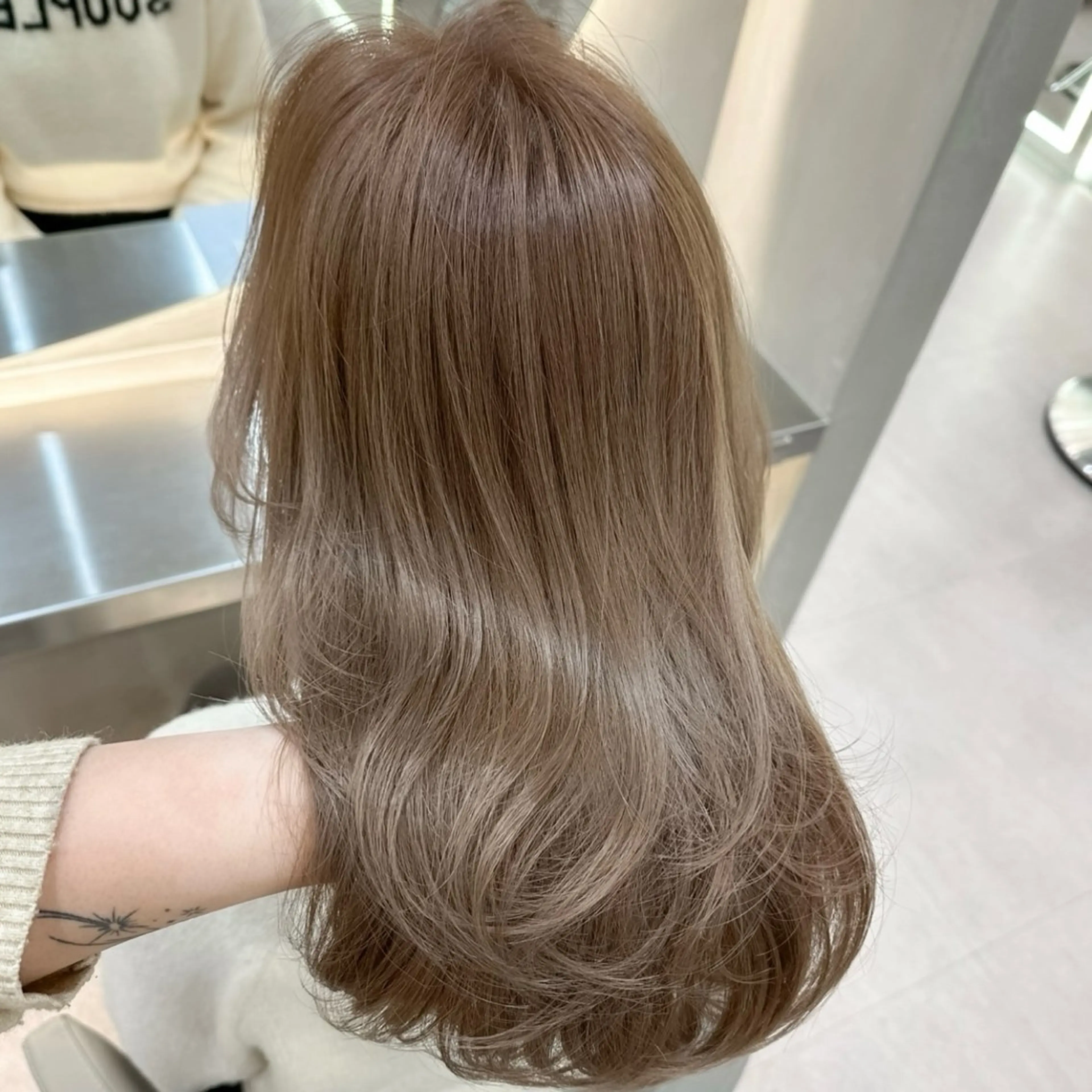 初カラーにおすすめ🌷💕【ブリーチなしダブルカラー】＋カット＋トリートメントの写真