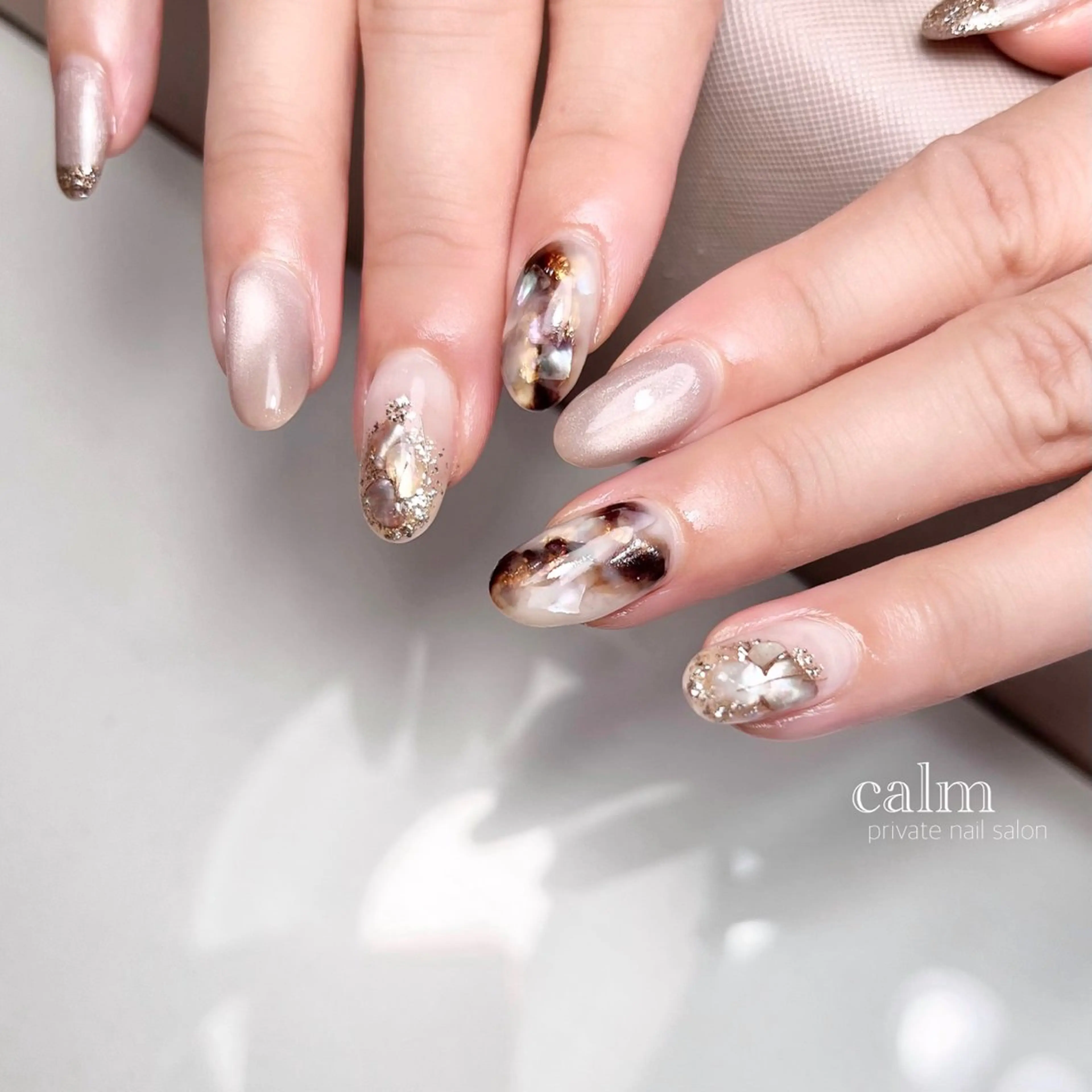 ネイル ハンドネイル calm 〔ｶｰﾑ〕のネイルデザイン