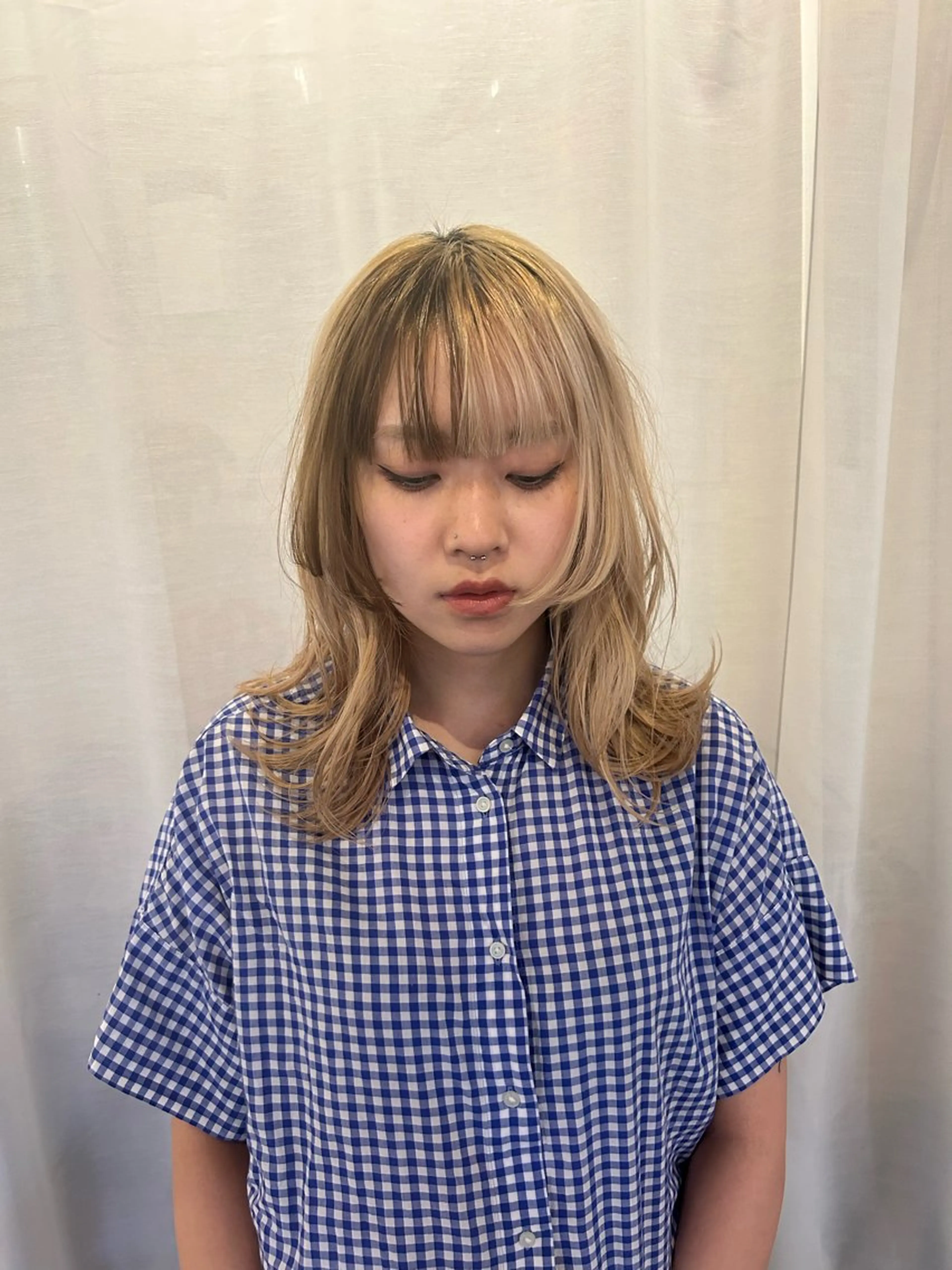 ミディアム はな SPURのヘアスタイル