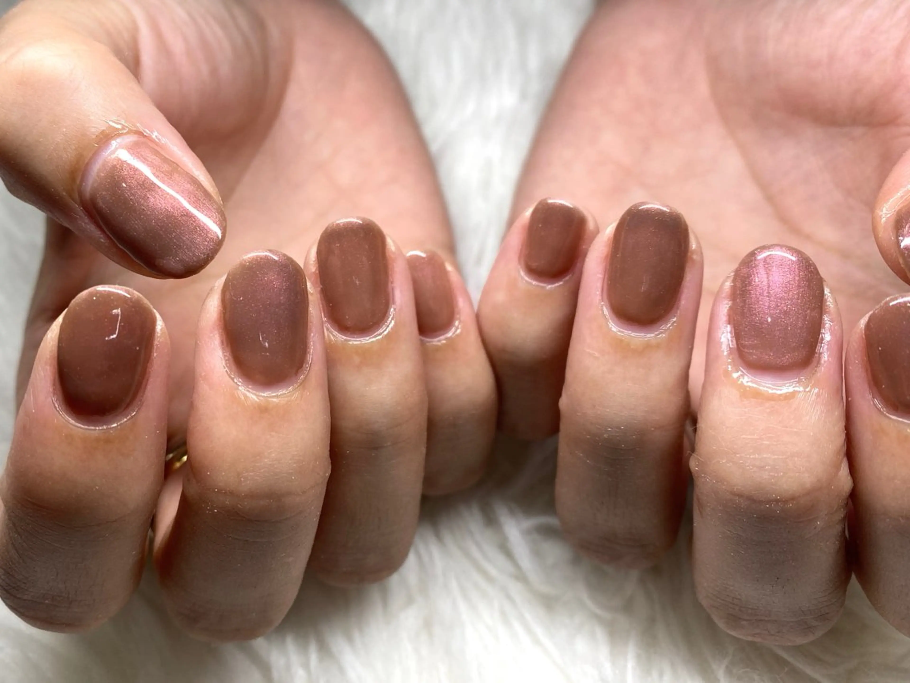 ネイル オーロラネイル ブラウン ワンカラーネイル ハンドネイル ViMORE あやのネイルデザイン