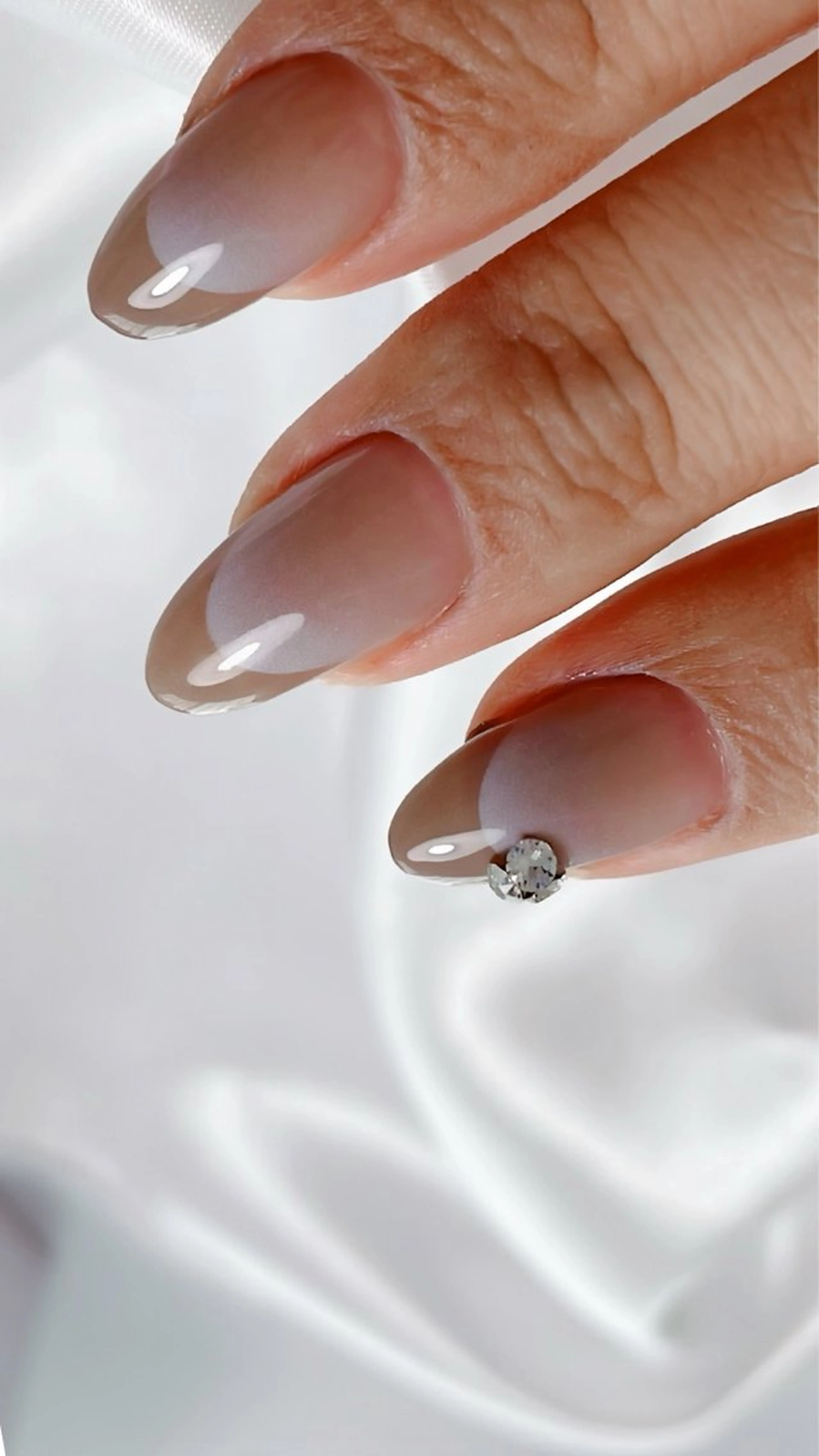 ネイル ストーンネイル M nailのネイルデザイン