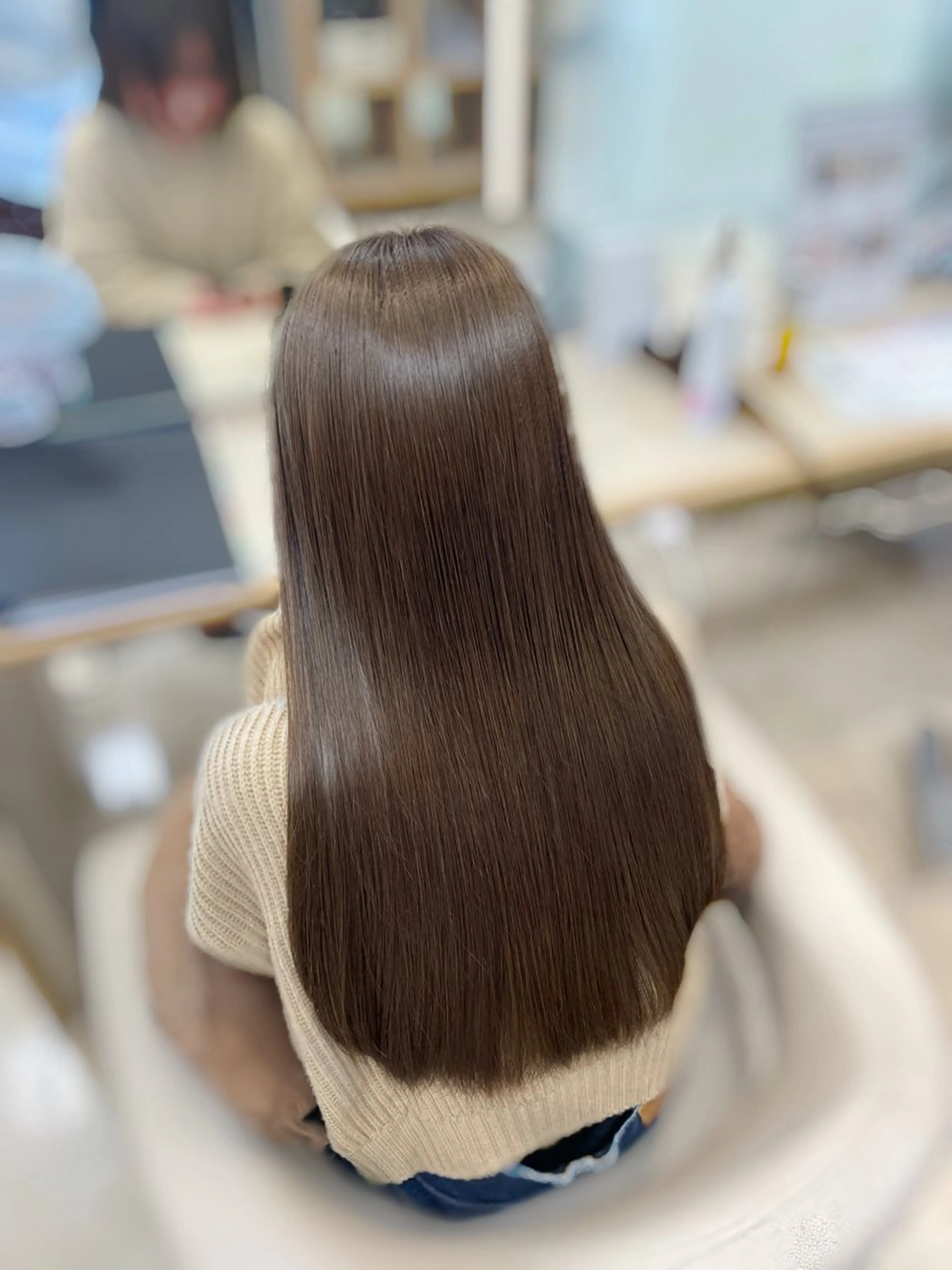 ロング カラー 透明感ベージュ🎀 艶髪/レイヤー/AOのヘアスタイル