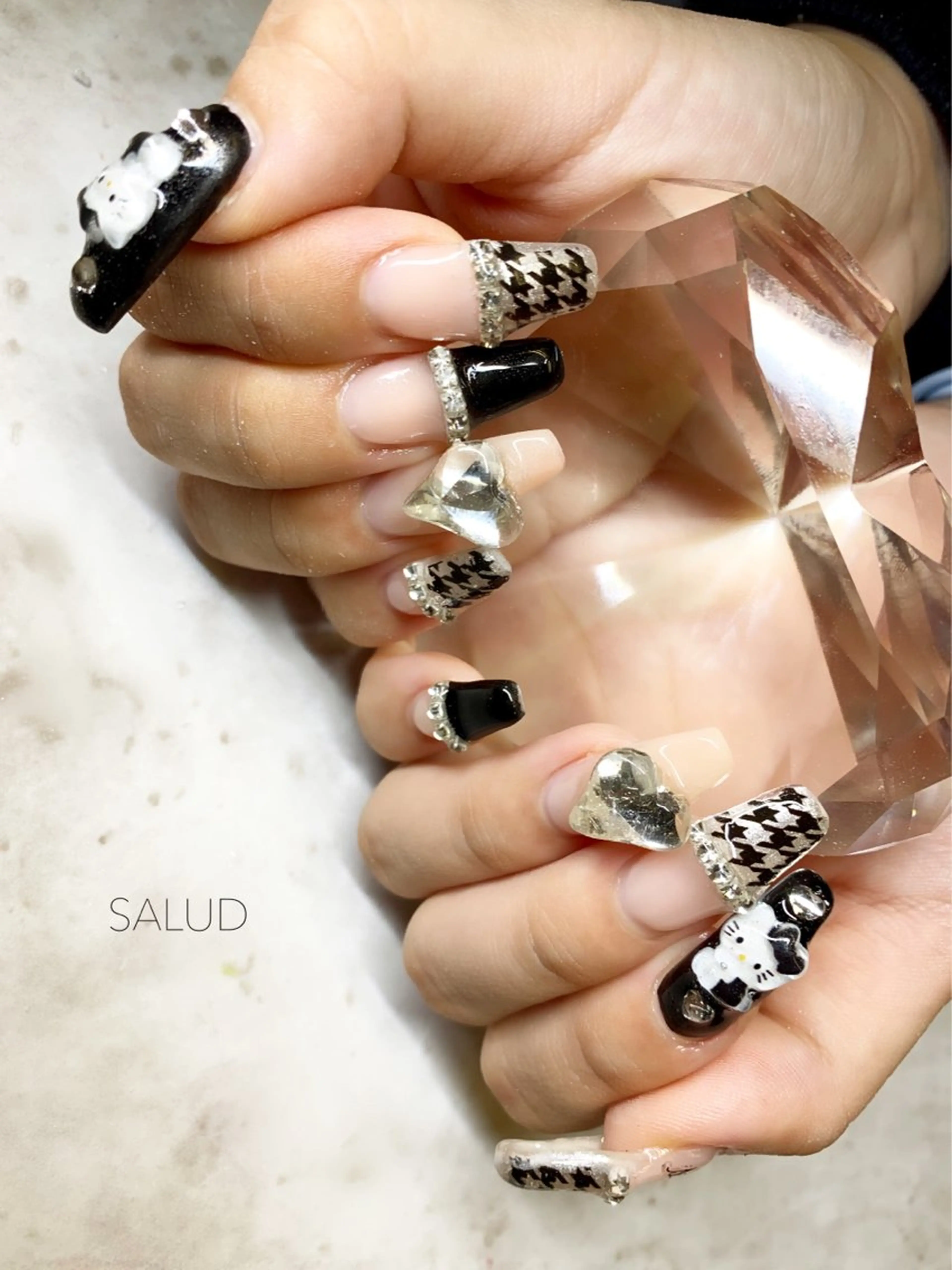 ネイル ハンドネイル Nail Salon SALUDのネイルデザイン