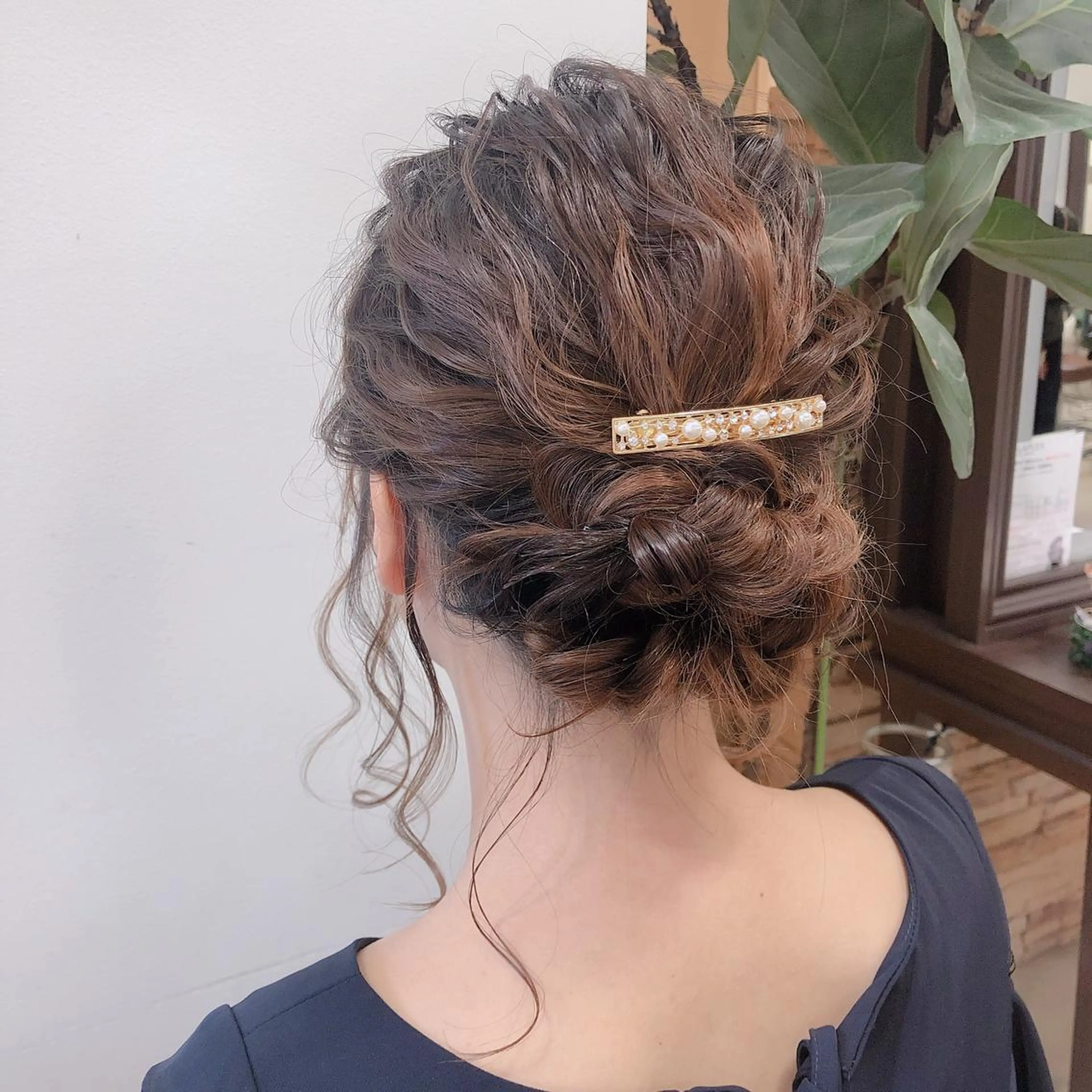 ミディアム 顔周りの垢抜けヘア 立山あいりのヘアスタイル