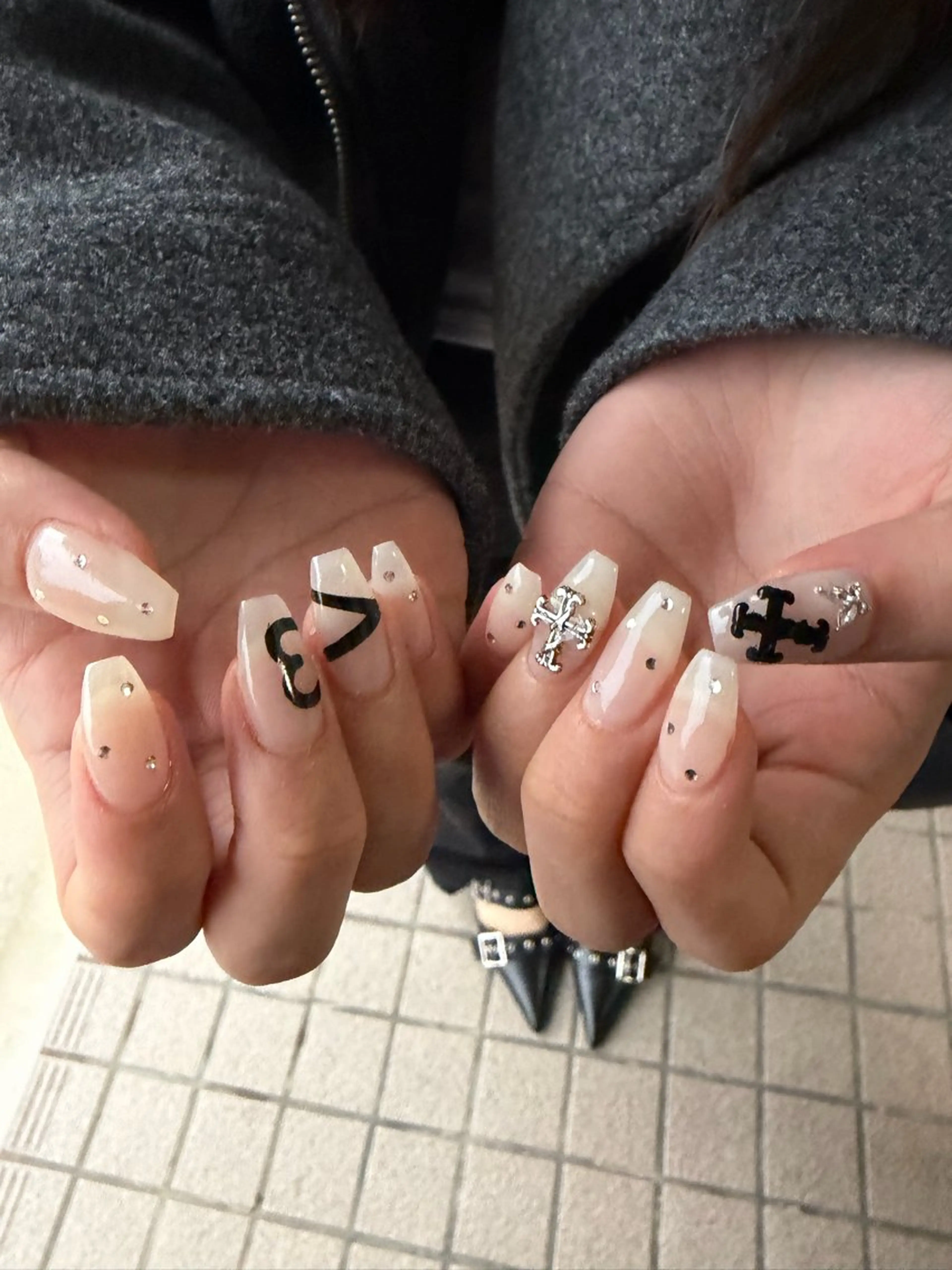 ネイル 前田 凜のネイルデザイン