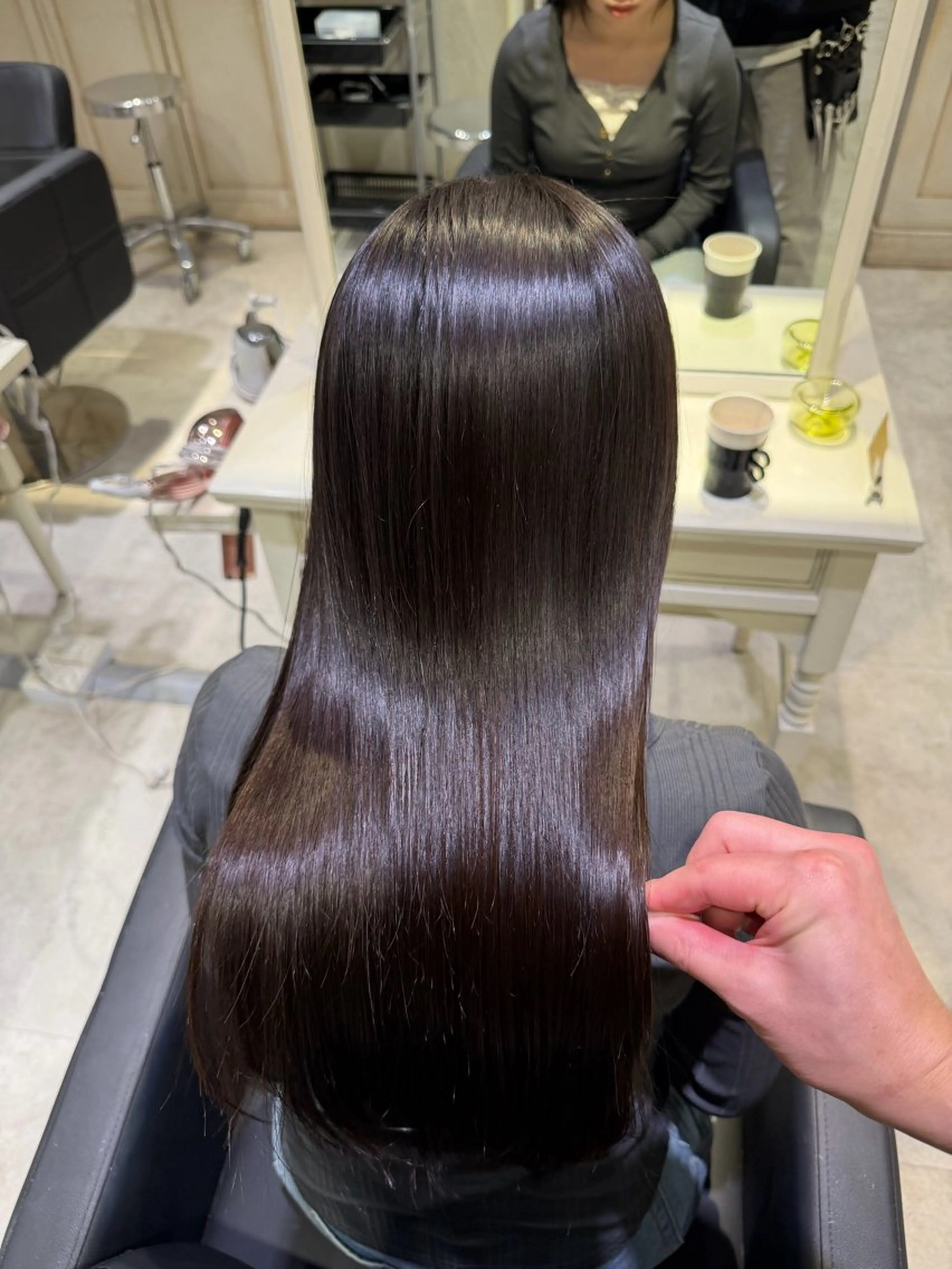 【✨4月限定✨】髪質改善縮毛矯正✨✖️似合わせカット✖️内部補修トリートメント💇‍♀️の写真