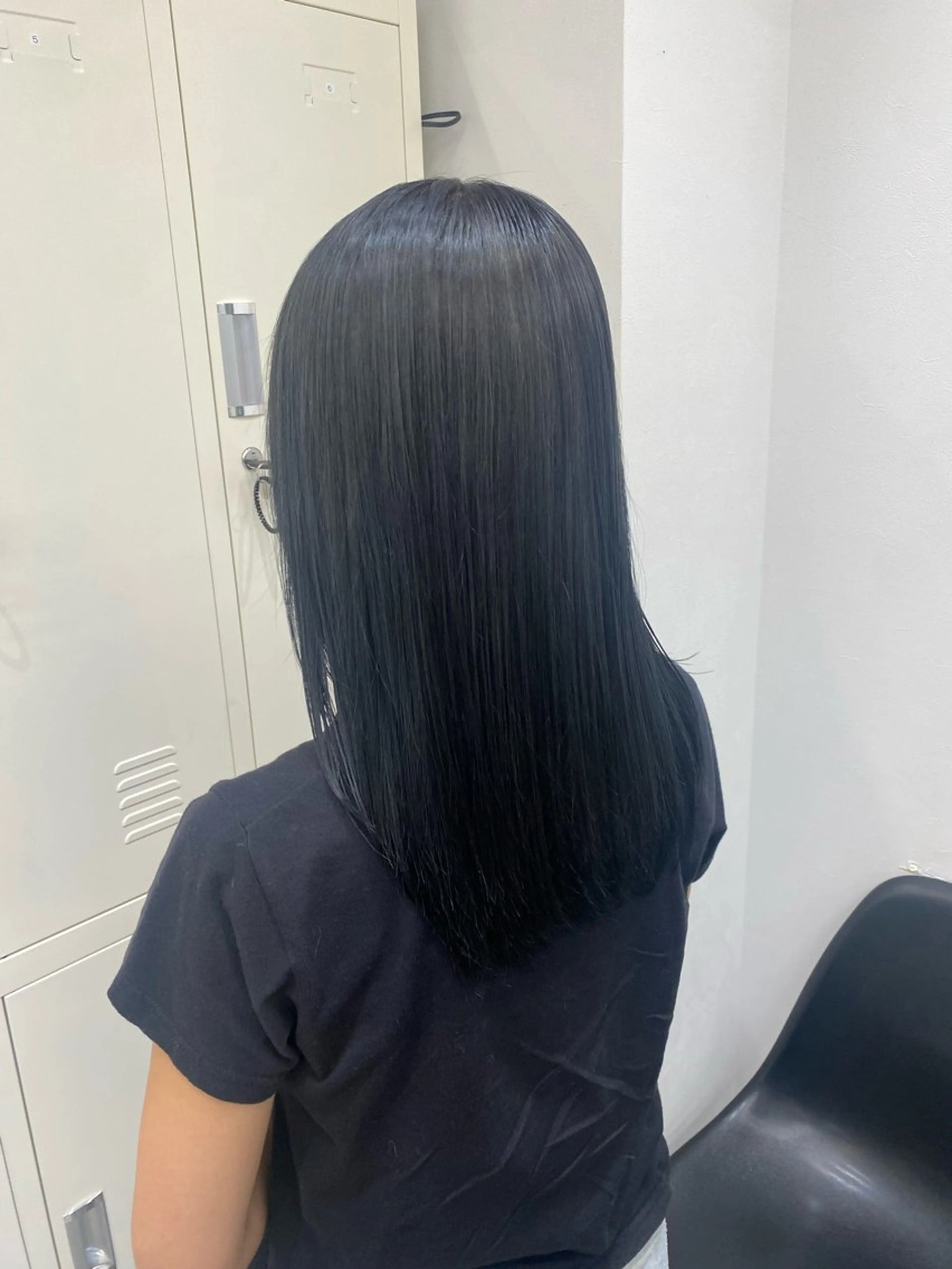 カラー 𝗮𝘆𝘂𝗺𝗶 ハイトーン🎀のヘアスタイル