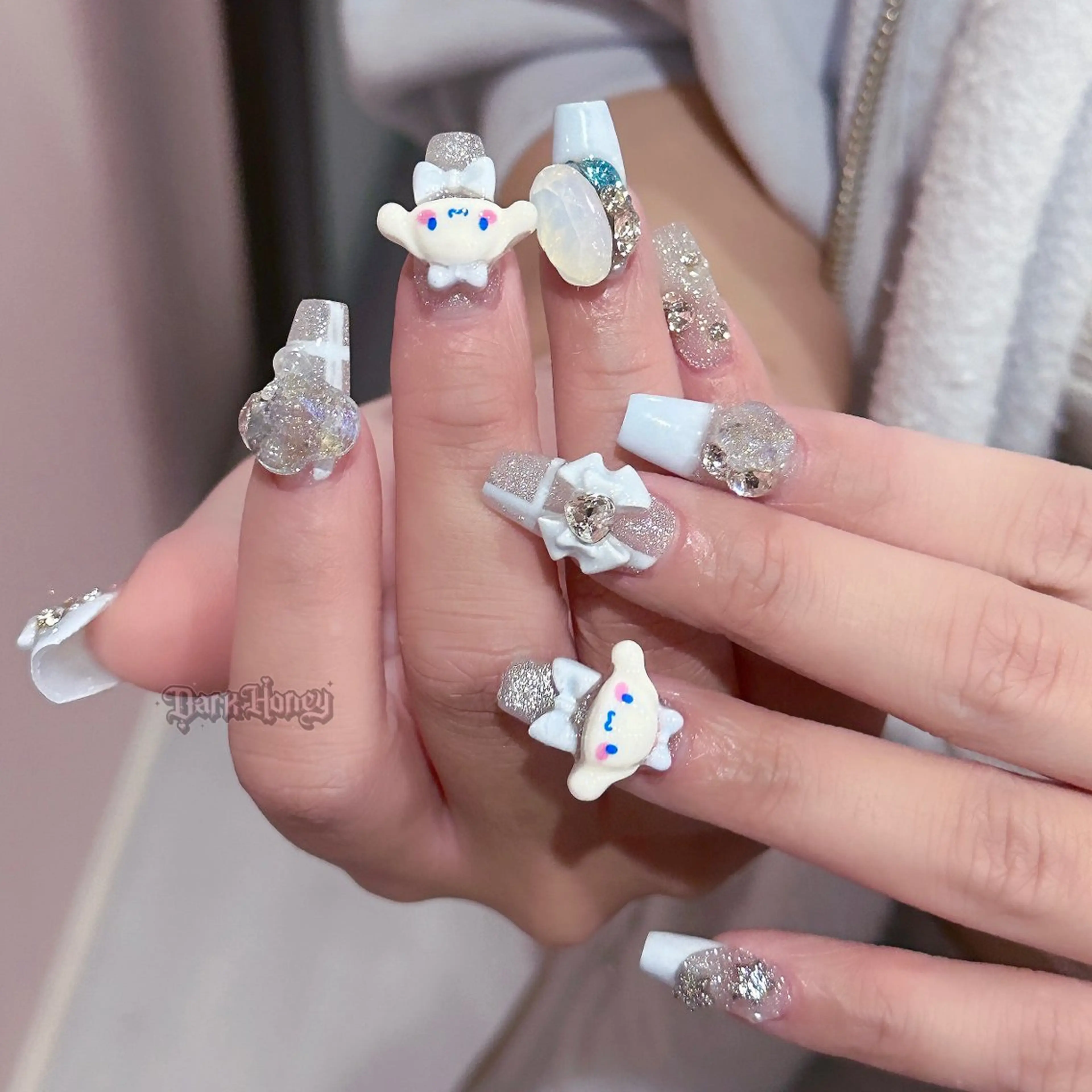 ネイル Dark honey スカルプ専門原宿店のネイルデザイン