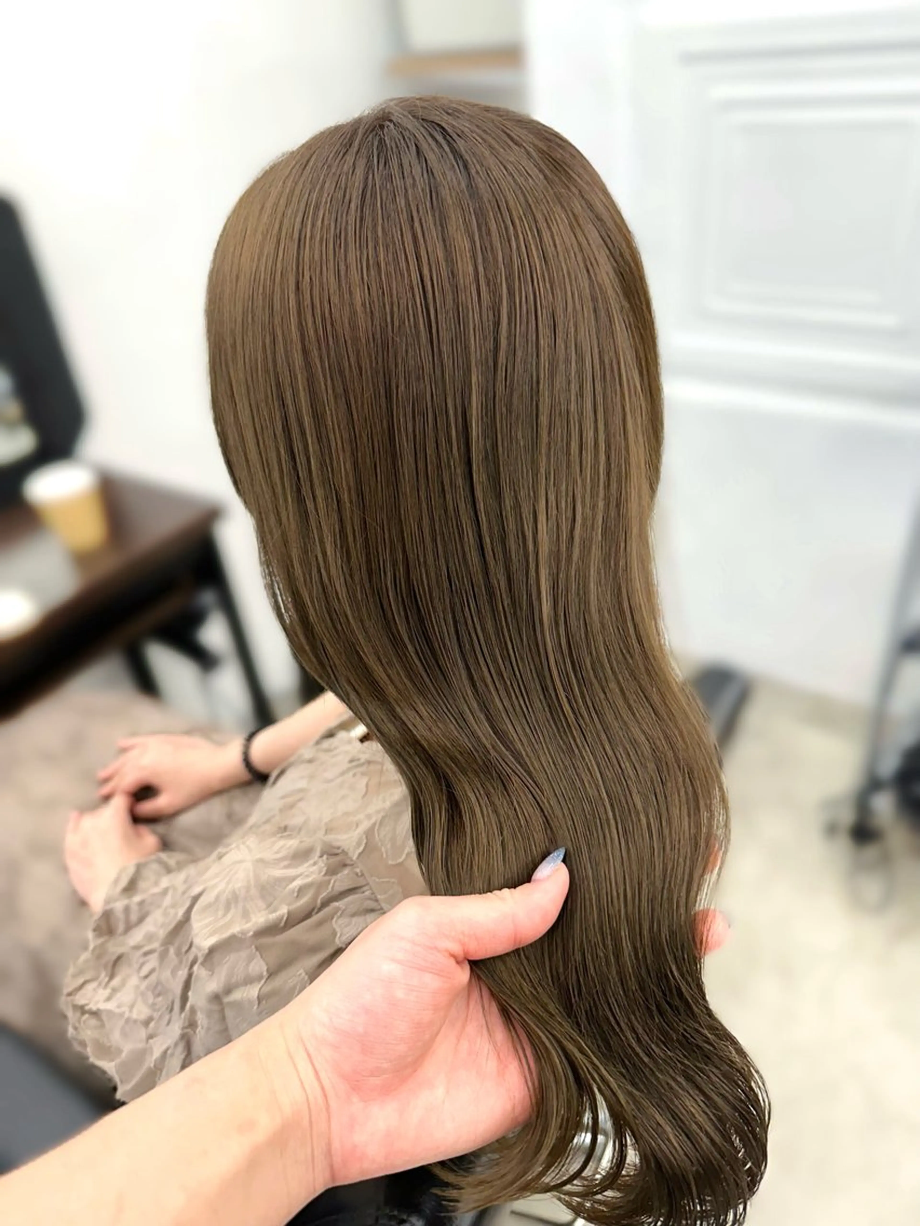 ミディアム カラー 盛れる顔周り /透明感/かりん🎀のヘアスタイル