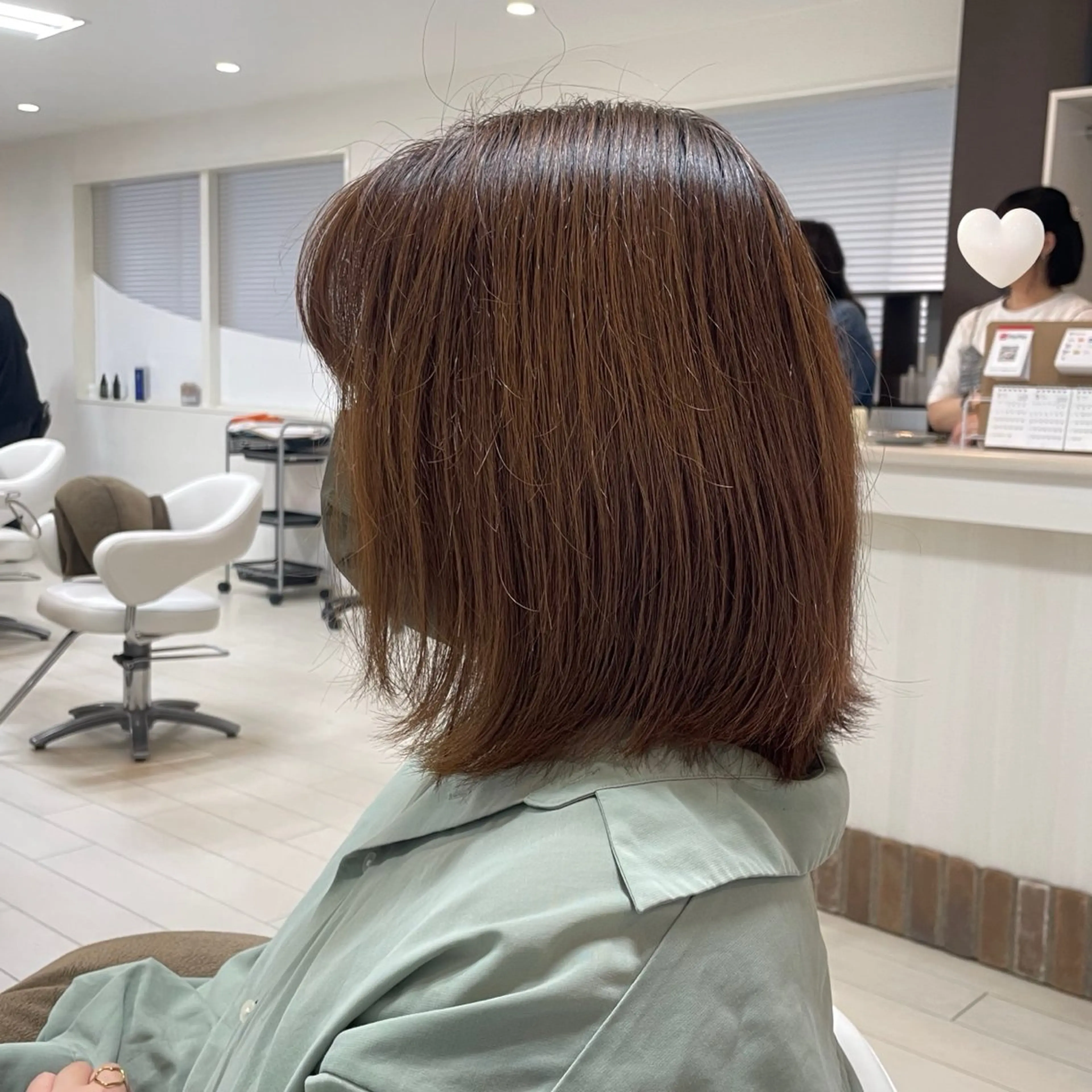 ミディアム アミーベル🧸🧡 本店✂️しおりのヘアスタイル