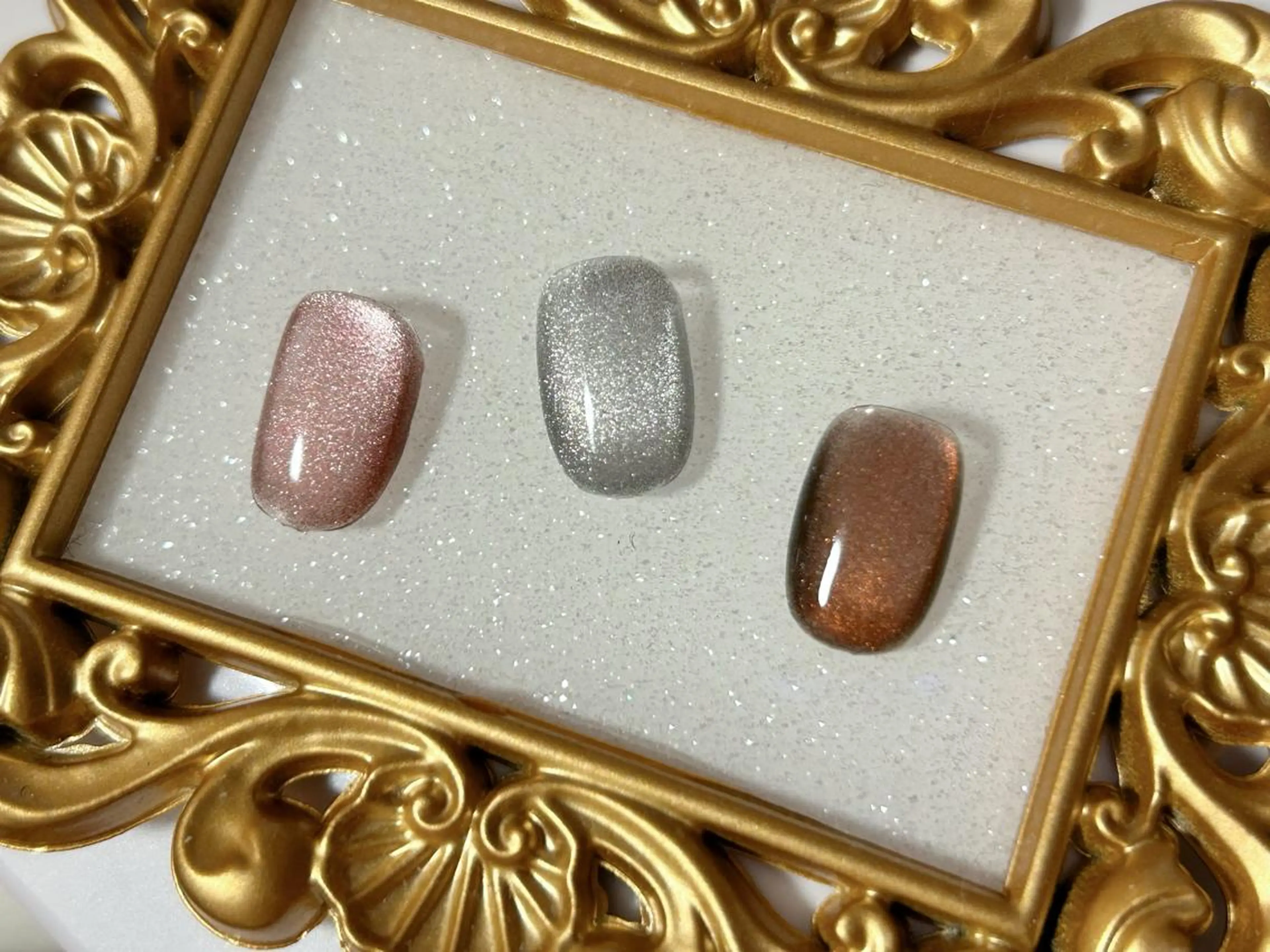 マグネットネイル　オフ、ケア込みの写真