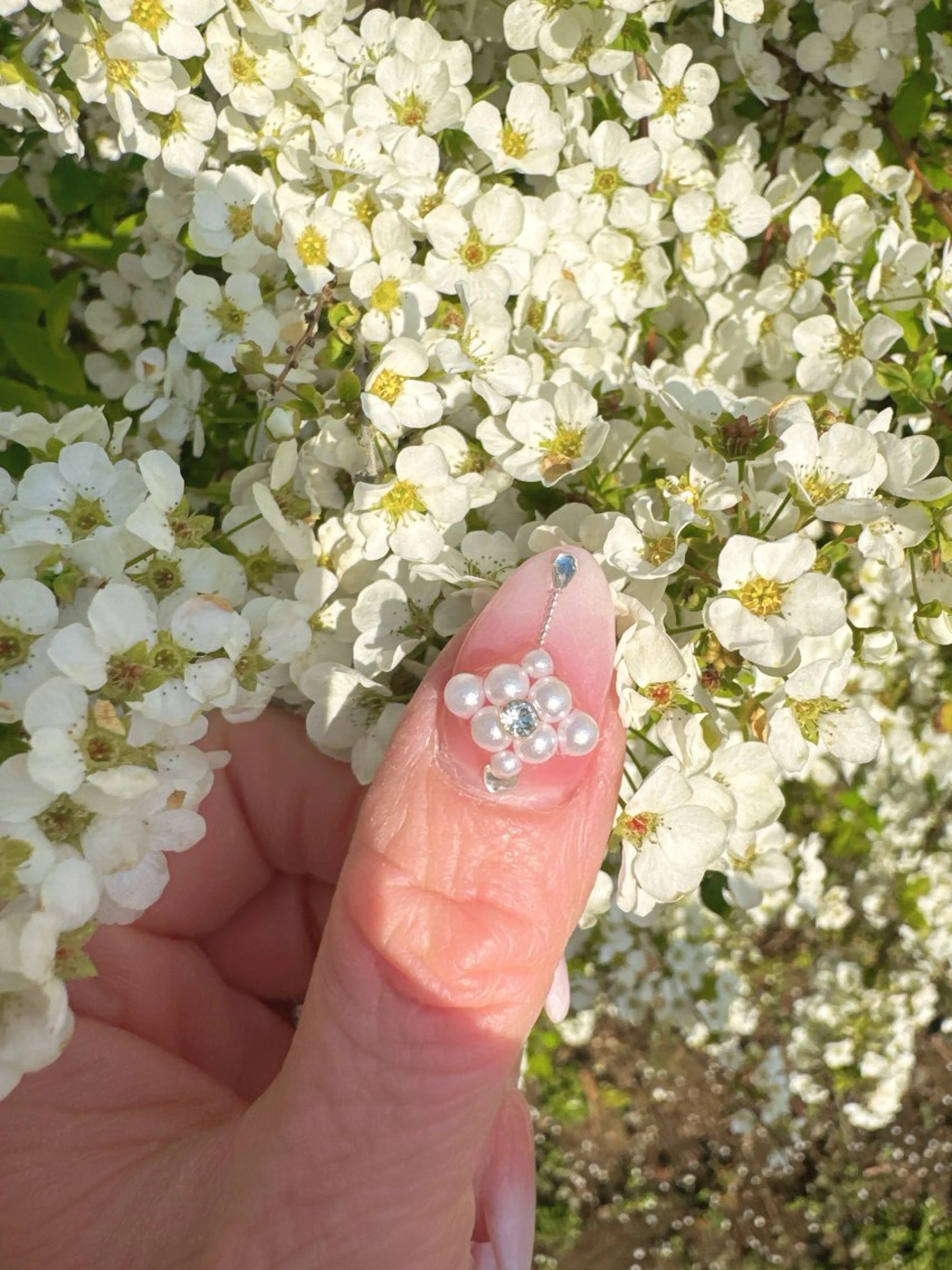 ネイル チークネイル ジェルネイル キラキラネイル マグネットネイル パラジェル ハンドネイル Queeens nailのネイルデザイン