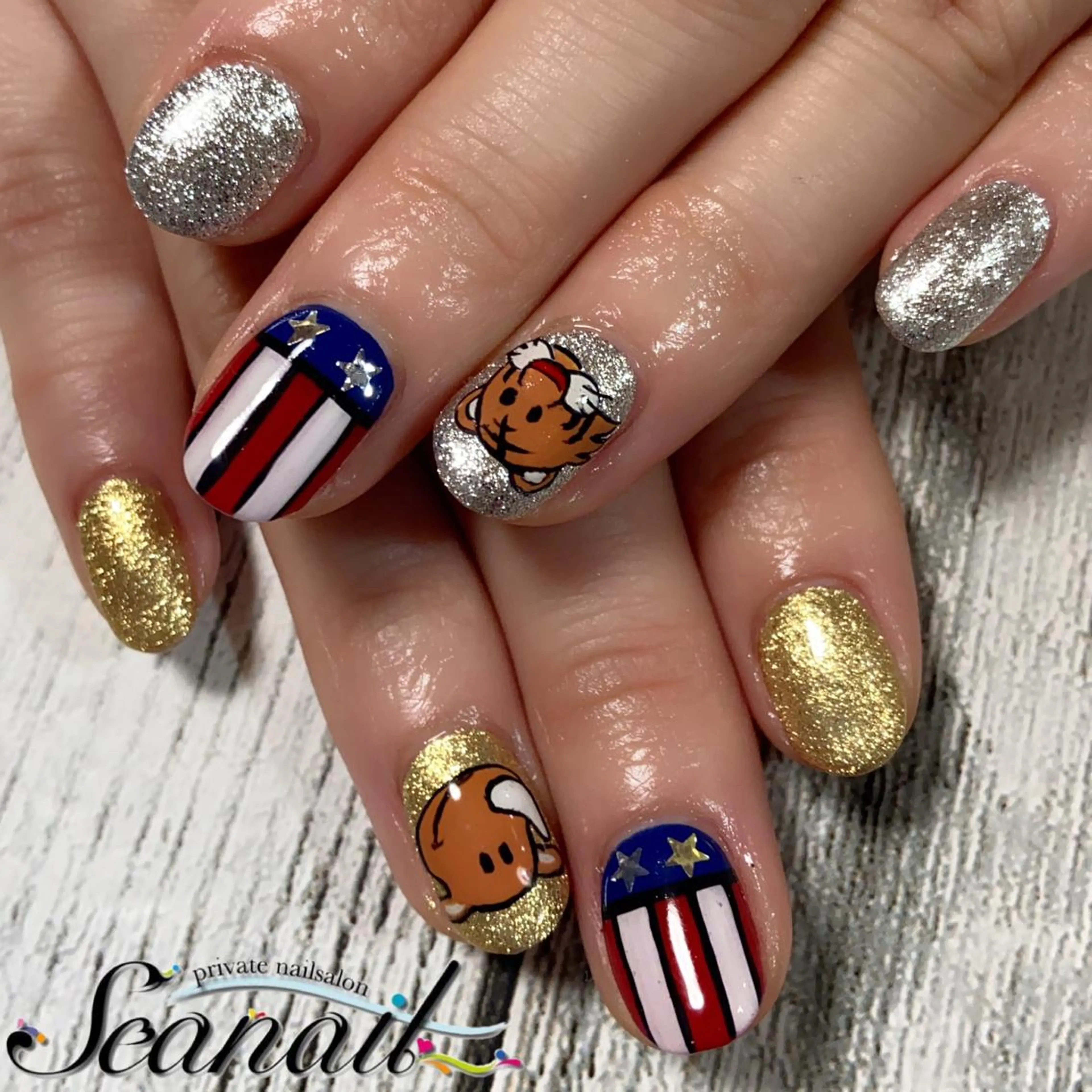 ネイル アートネイル フットネイル ジェルネイル ゴールド ラメ(グリッター) 小尾 栞のネイルデザイン